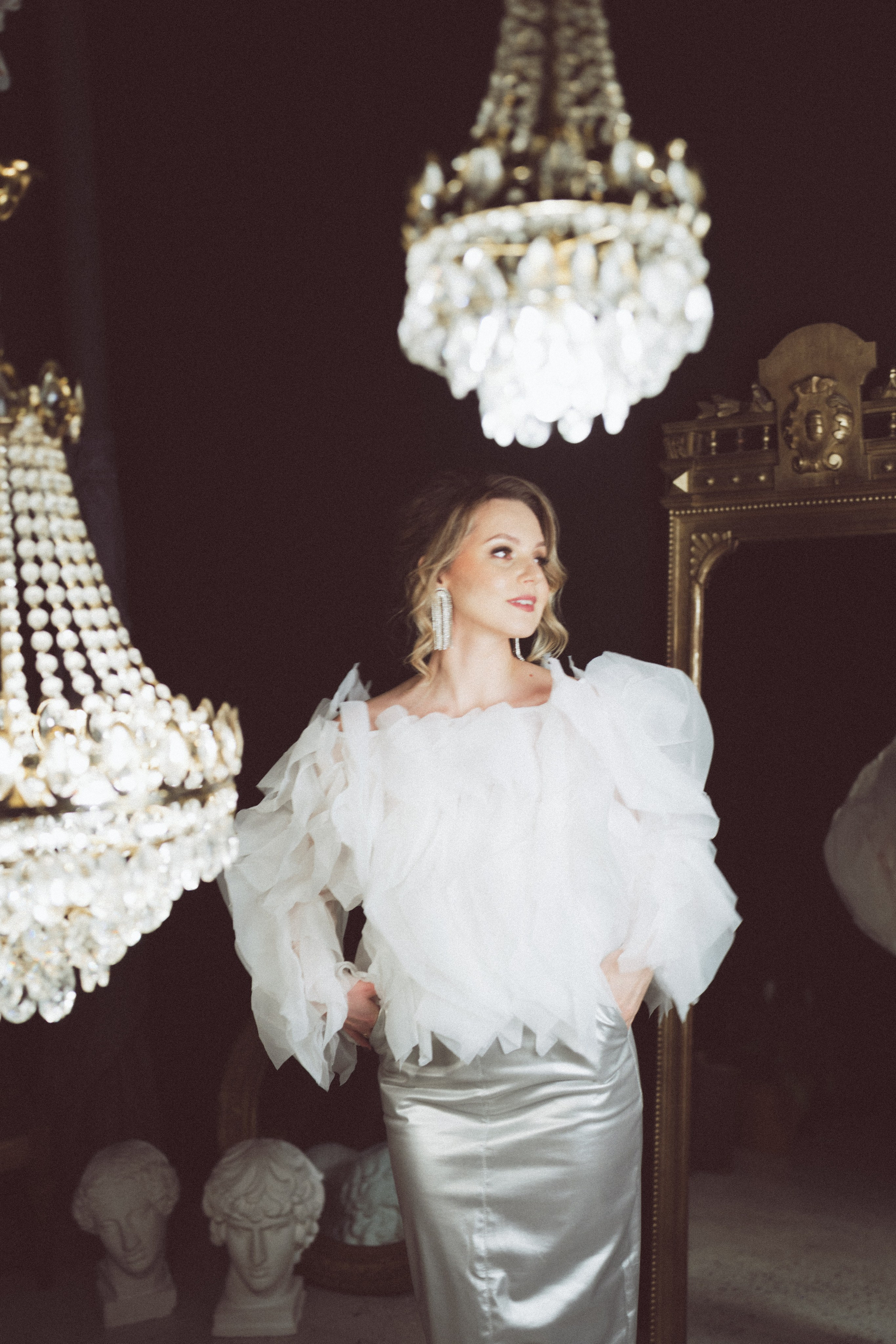 НОВОГОДНЯЯ ФОТОСЕСИИЯ В СТУДИИ ДЛЯ ДЕВУШКИ И ПРОГУЛКА ПО ЧЕРНЫШЕВСКОЙ. Профессиональный фотограф, Санкт-Петербург — Виктория Богомолова