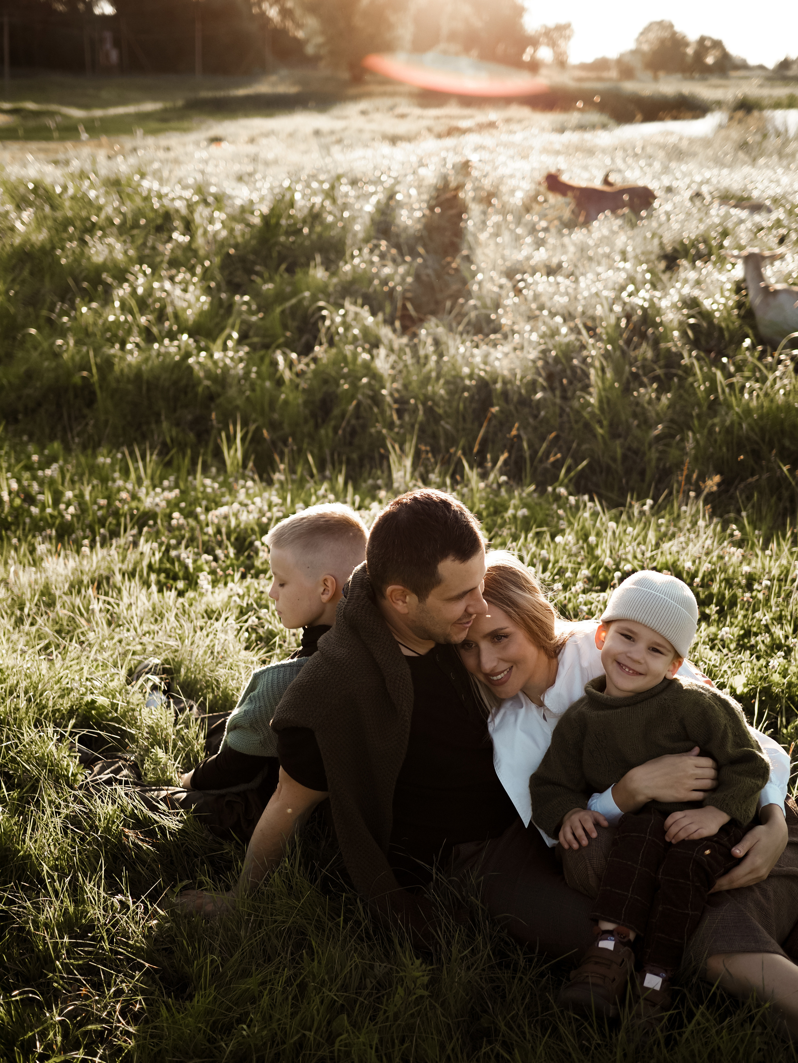 Холмы на закате. Фотограф Рязань. Семейный Свадебный фотограф