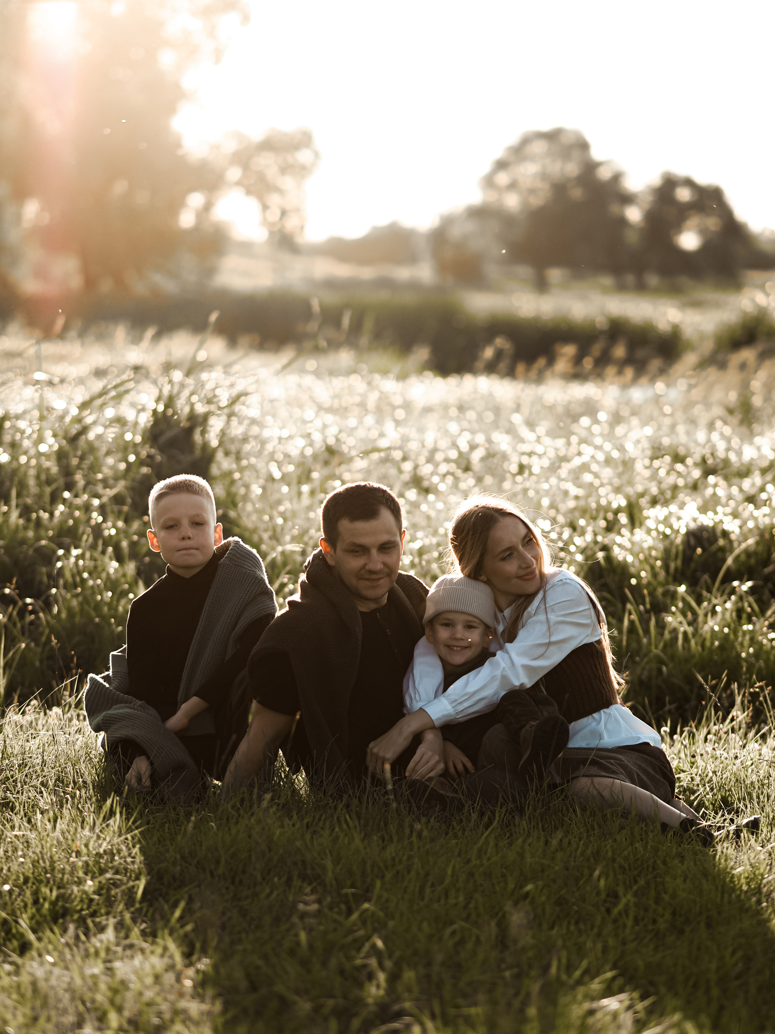 Холмы на закате. Фотограф Рязань. Семейный Свадебный фотограф