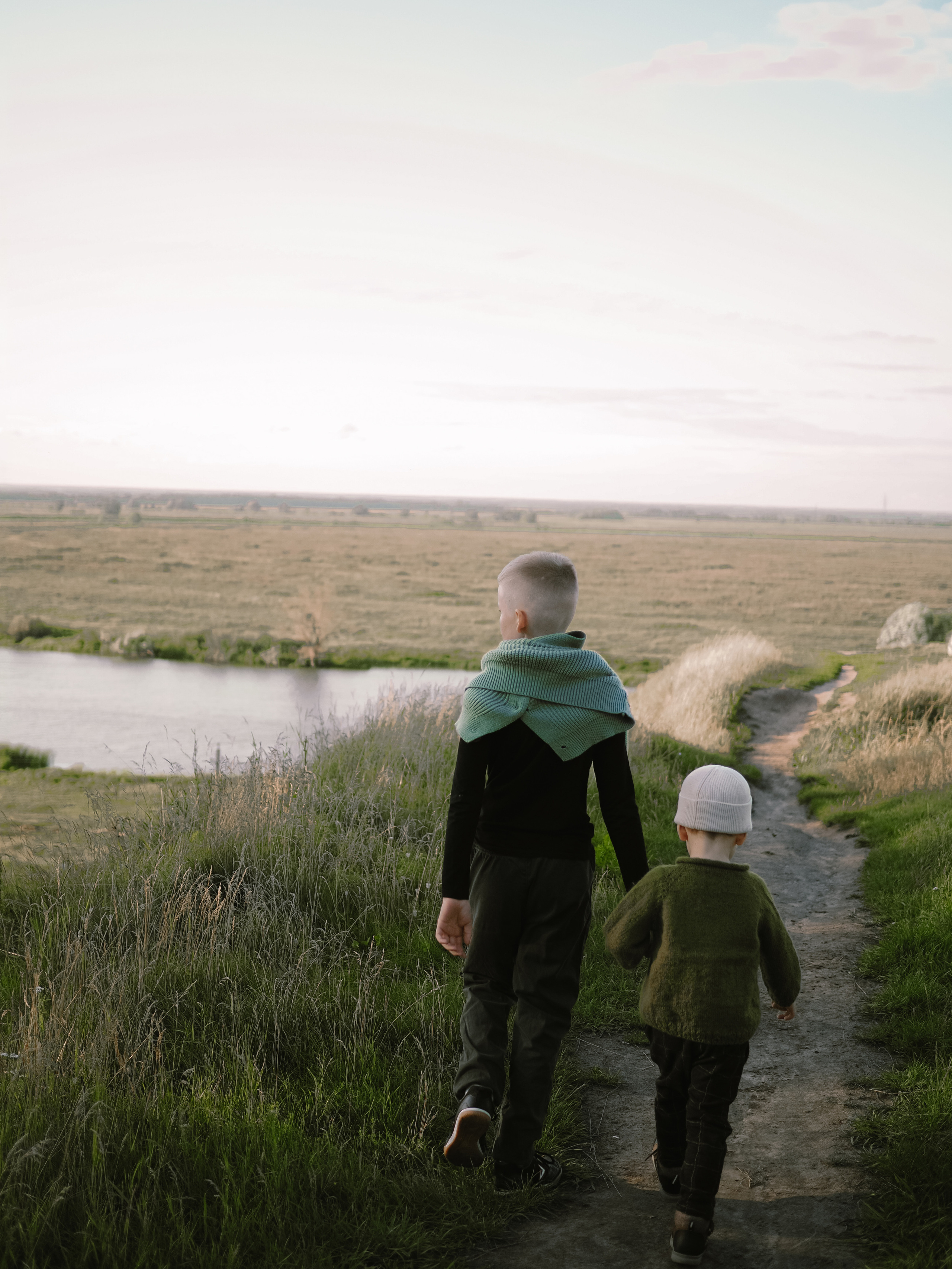 Холмы на закате. Фотограф Рязань. Семейный Свадебный фотограф