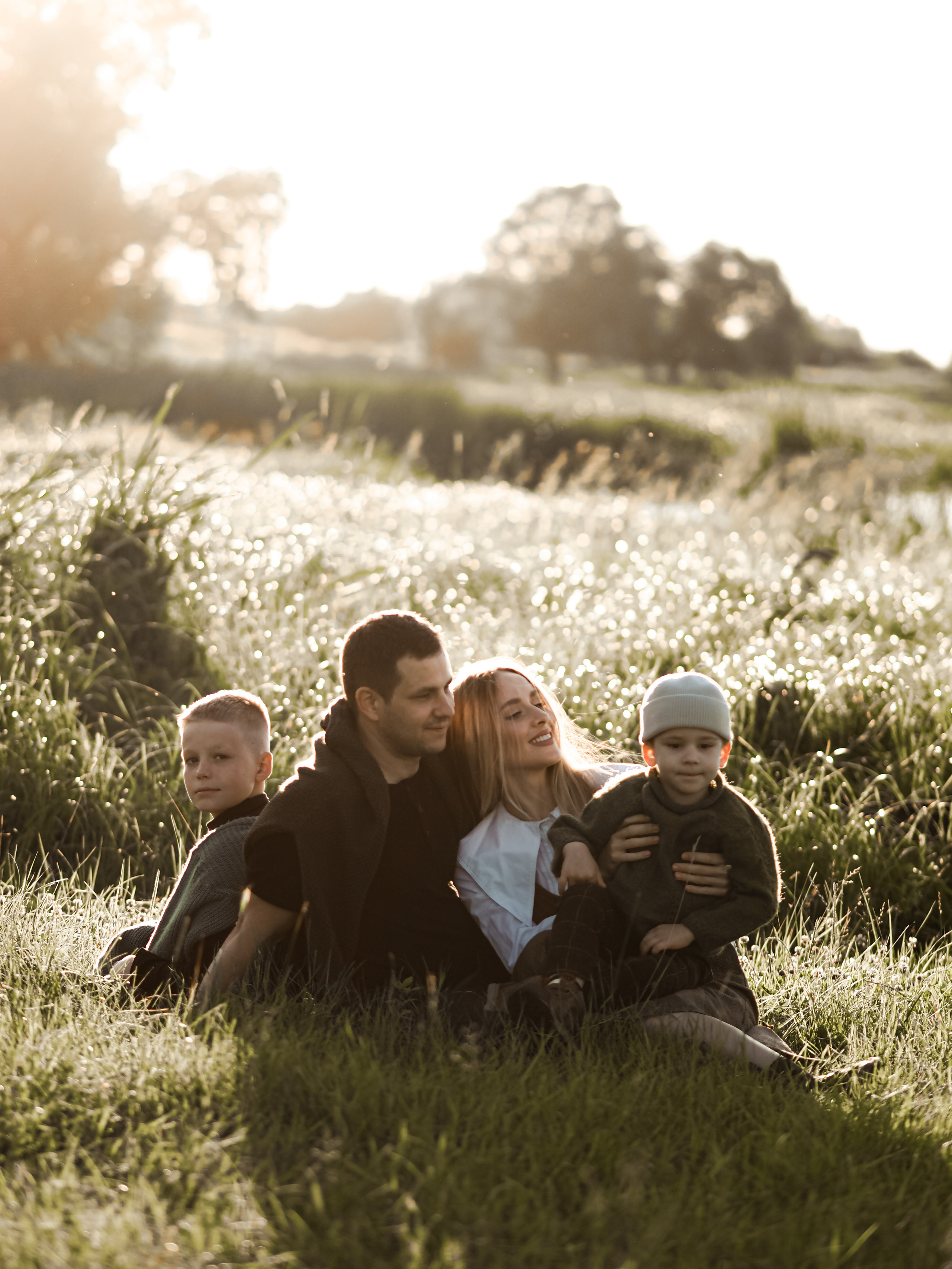 Холмы на закате. Фотограф Рязань. Семейный Свадебный фотограф