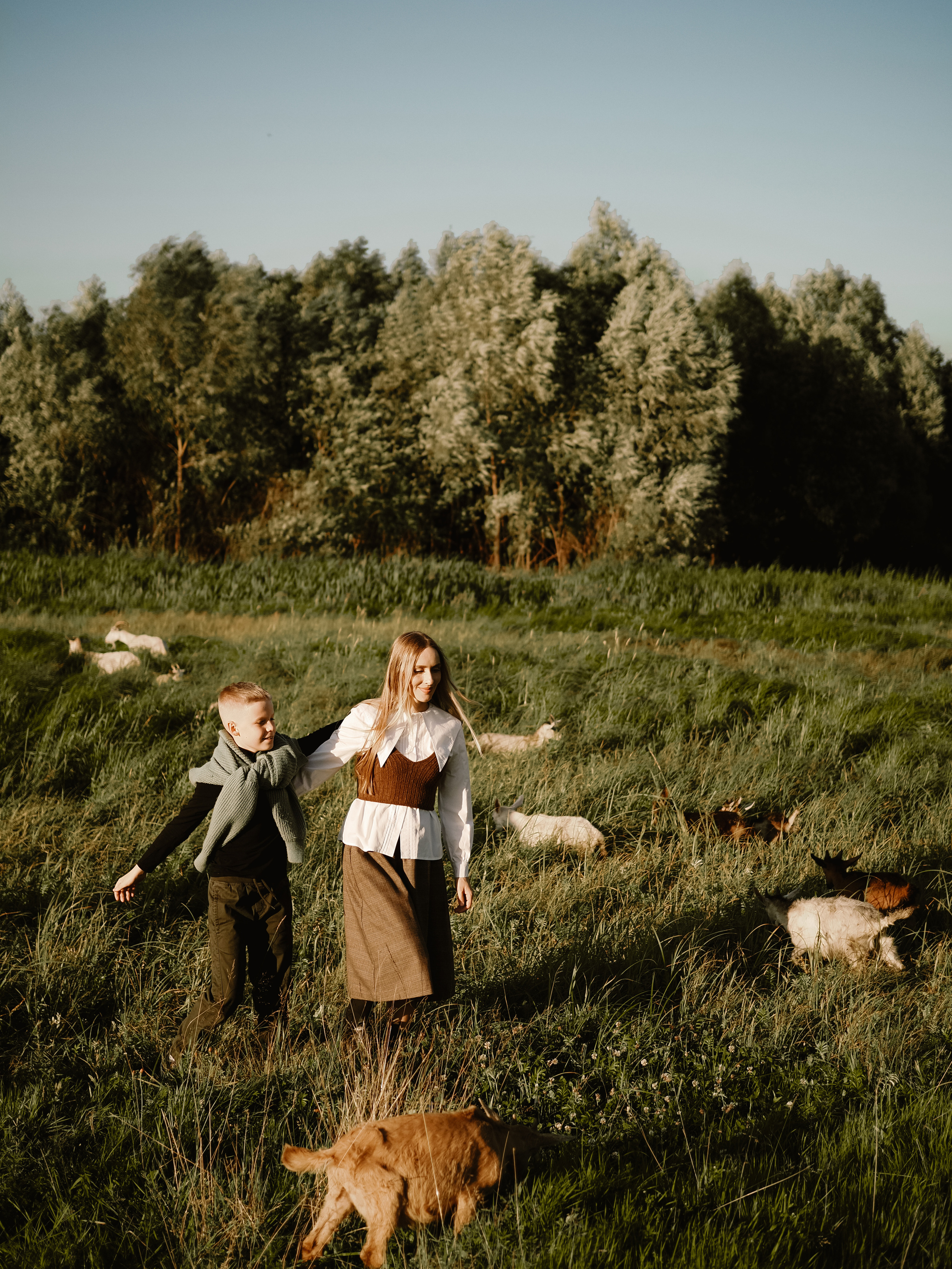 Холмы на закате. Фотограф Рязань. Семейный Свадебный фотограф