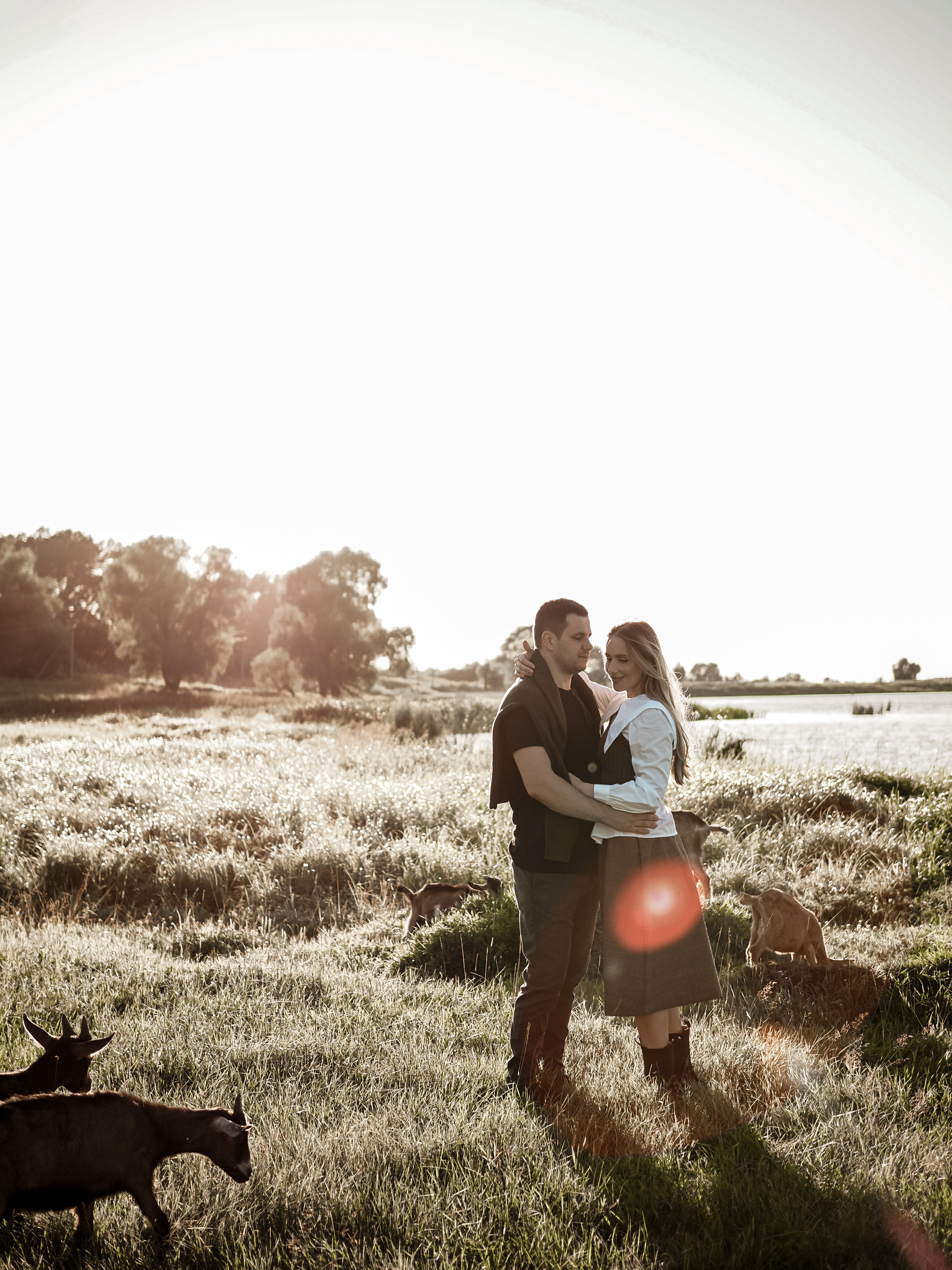 Холмы на закате. Фотограф Рязань. Семейный Свадебный фотограф