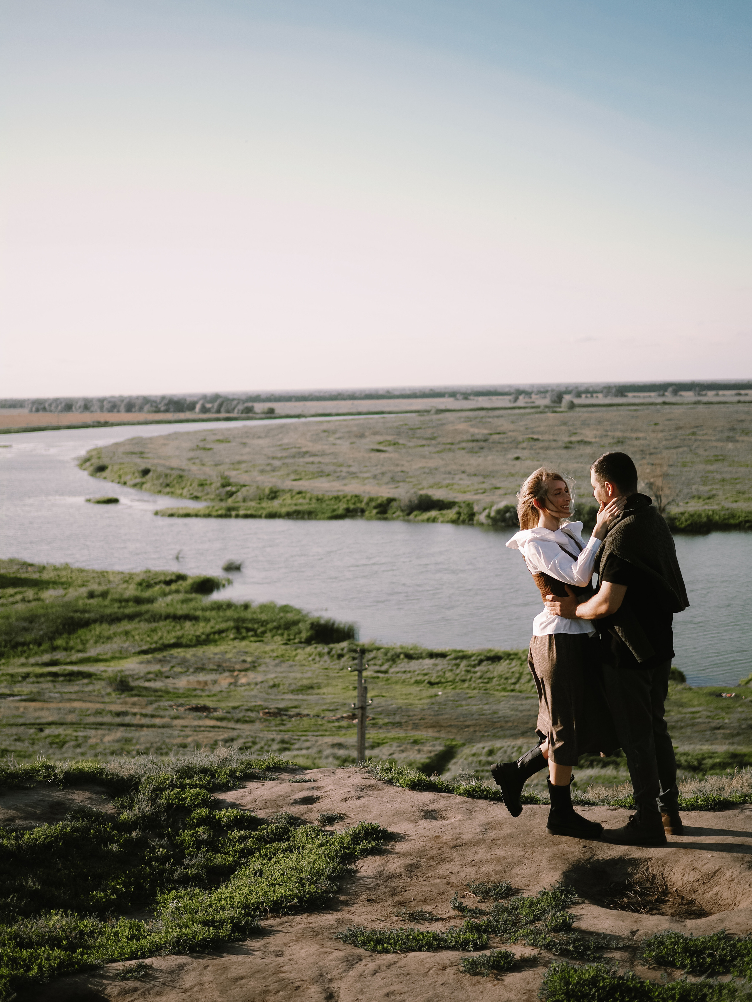 Холмы на закате. Фотограф Рязань. Семейный Свадебный фотограф