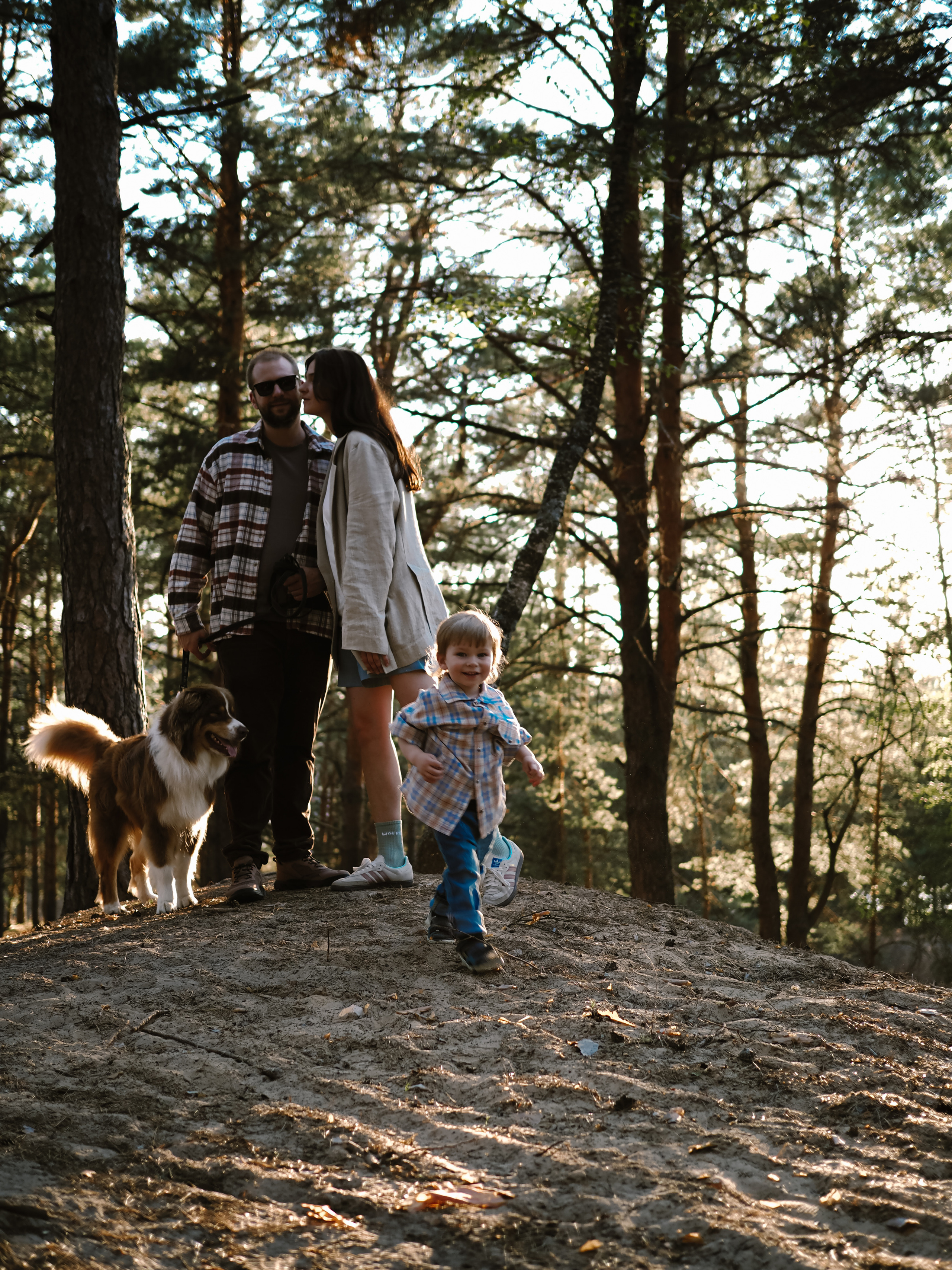 Прогулка с Мичи. Фотограф Рязань. Семейный Свадебный фотограф