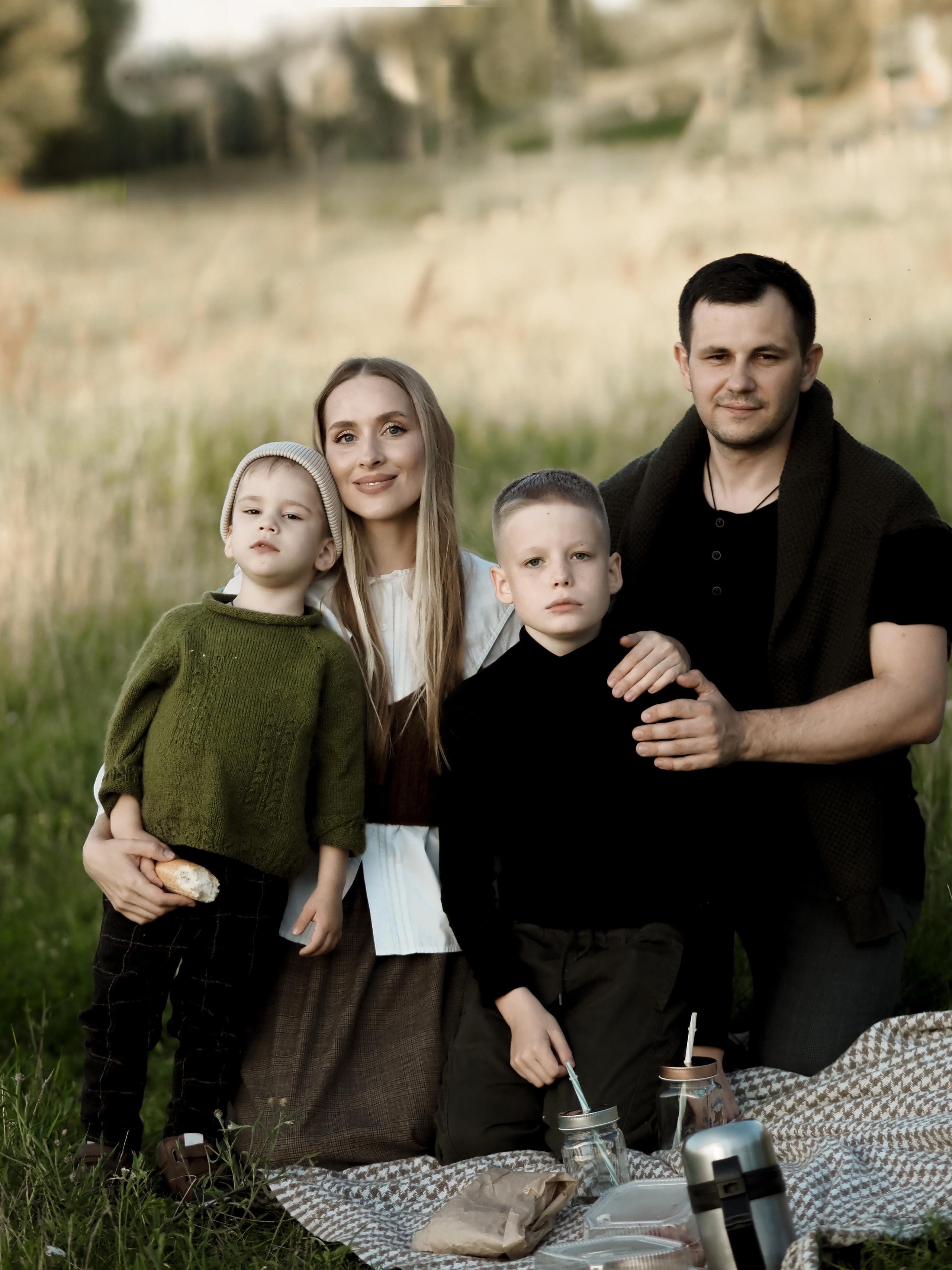 Холмы на закате. Фотограф Рязань. Семейный Свадебный фотограф