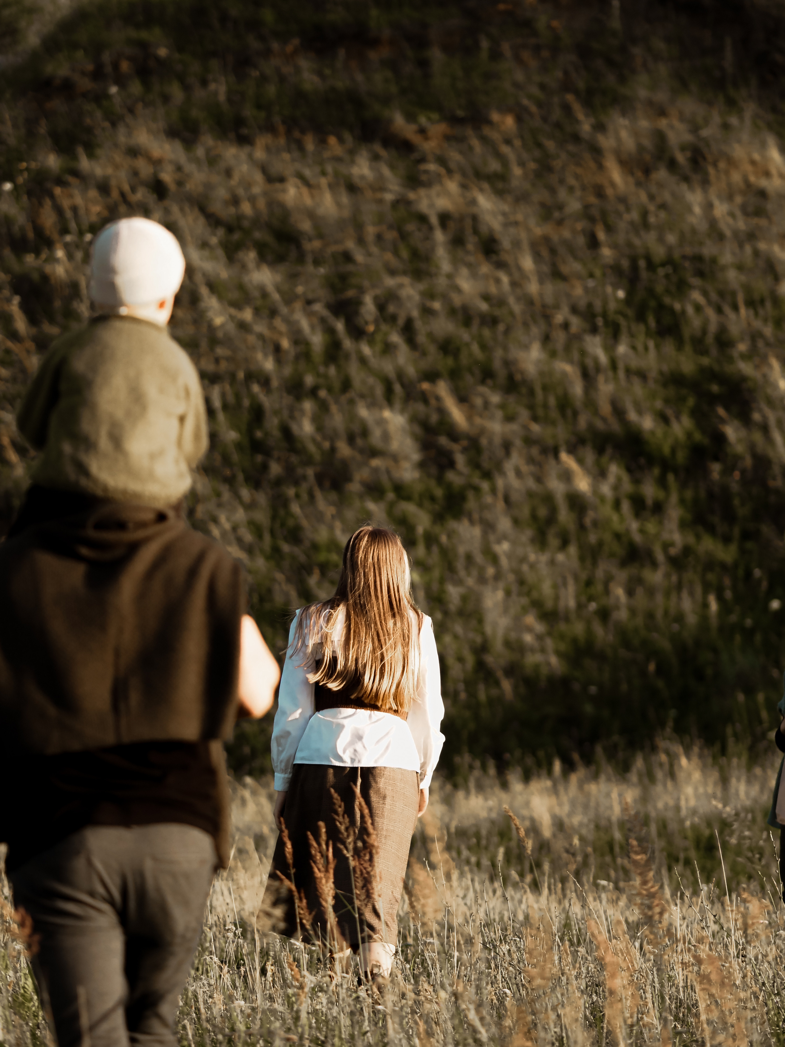 Холмы на закате. Фотограф Рязань. Семейный Свадебный фотограф