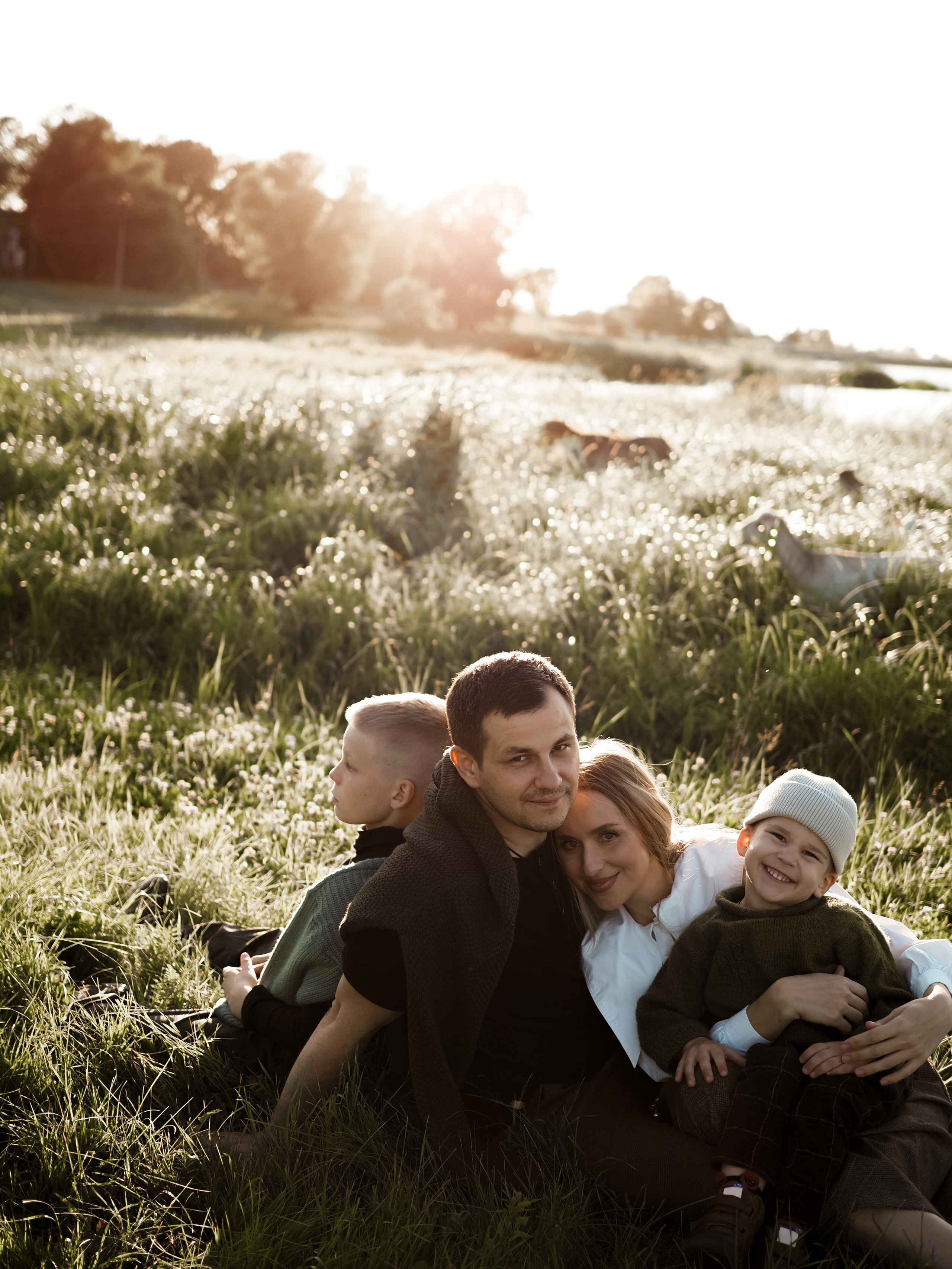 Холмы на закате. Фотограф Рязань. Семейный Свадебный фотограф