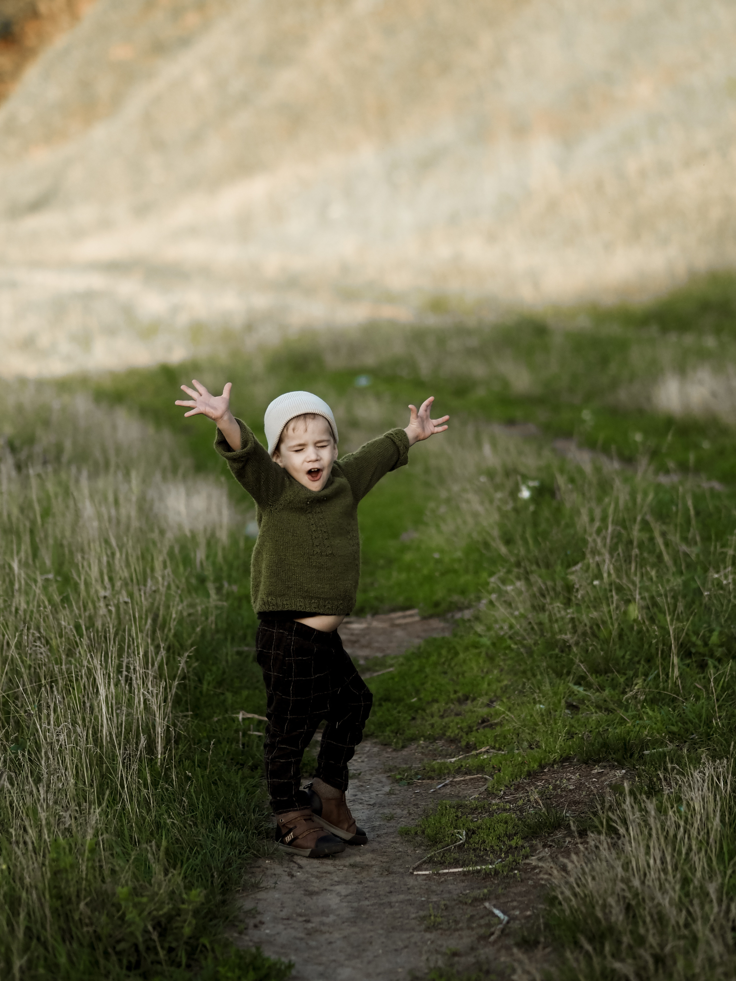 Холмы на закате. Фотограф Рязань. Семейный Свадебный фотограф