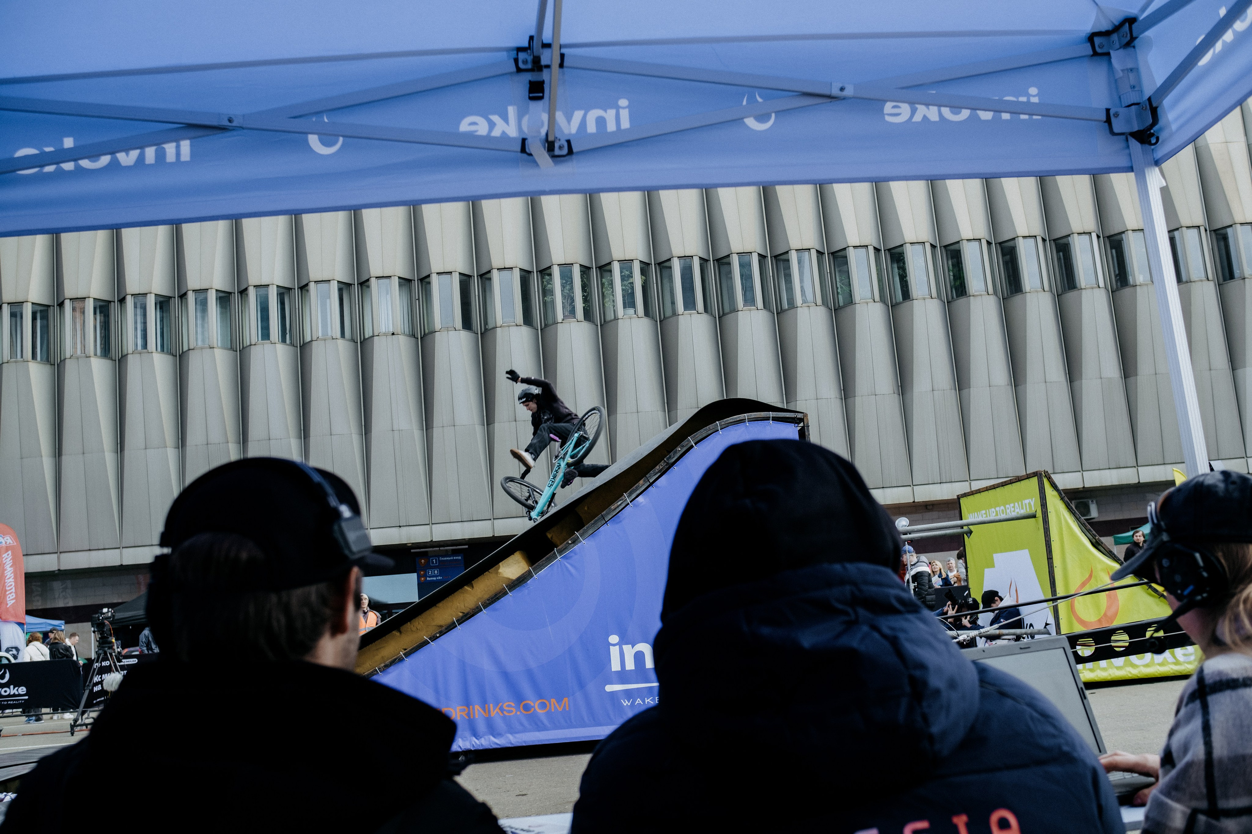 INVOKE DIRT CONTEST. Репортажный и портретный фотограф в Москве Илья Спиридонов