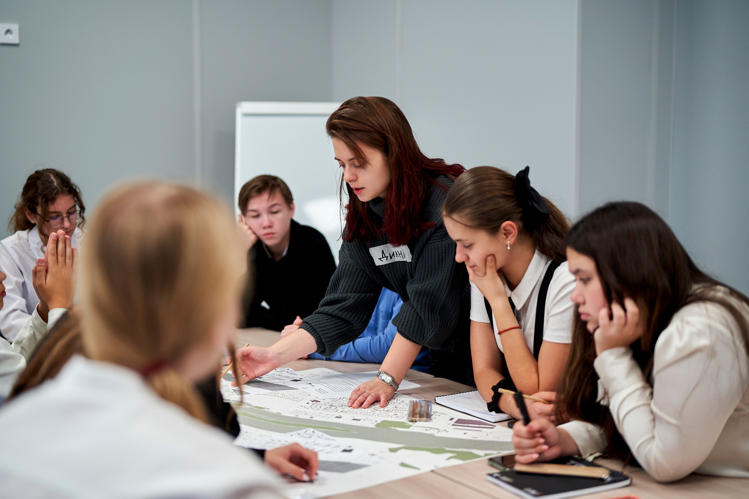 Городская экспедиция «Взрослый взгляд на Нижний» (Эн+ & Точка Урбан). Репортажный фотограф Вилянов Евгений. Нижний Новгород