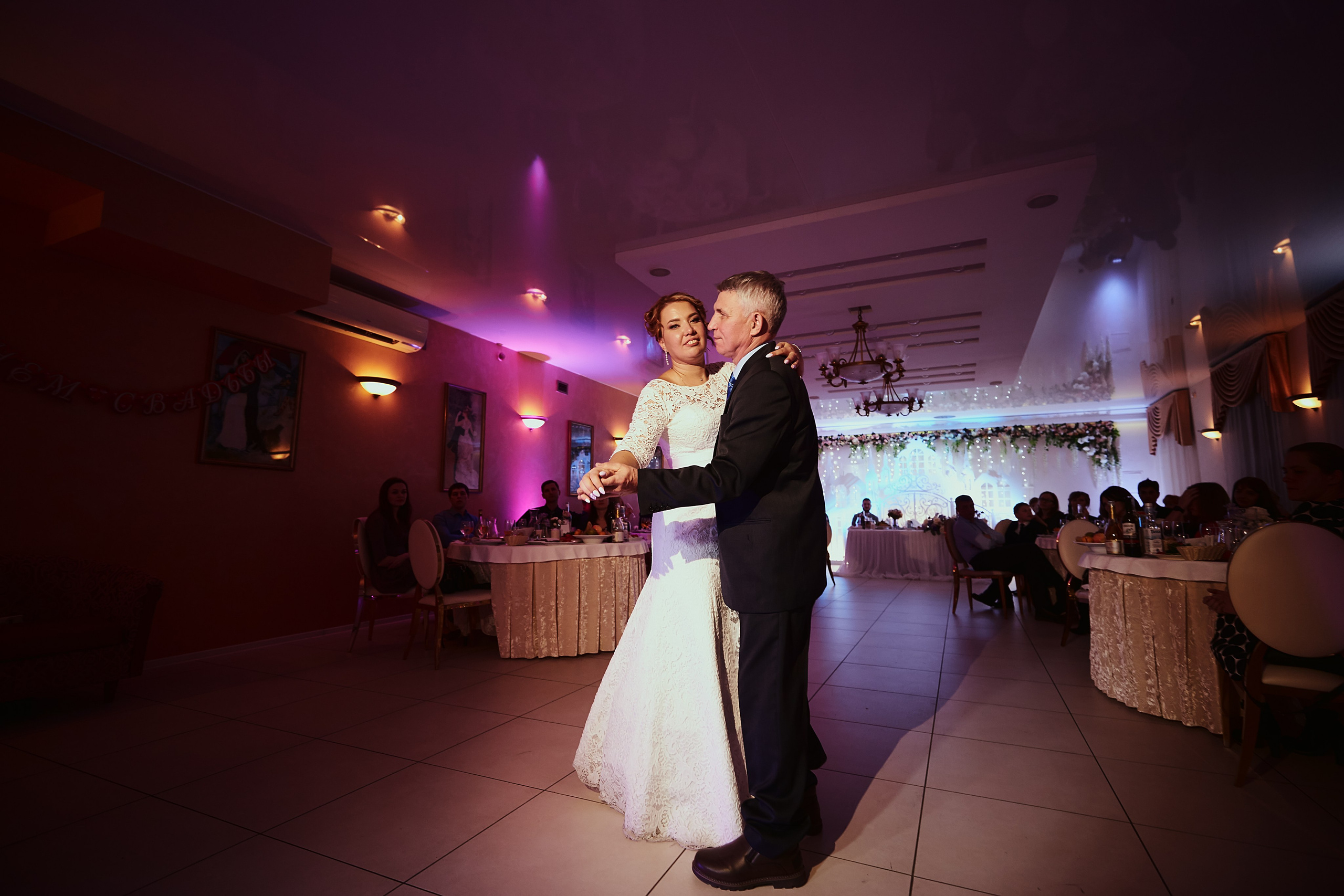 Свадьба Кировский ЗАГС. Фотограф в Санкт-Петербурге Знаменская Ирина