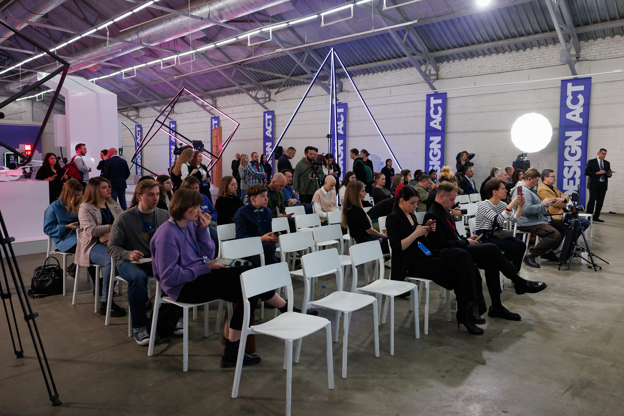 Design act. Театральный фотограф Полина Капица