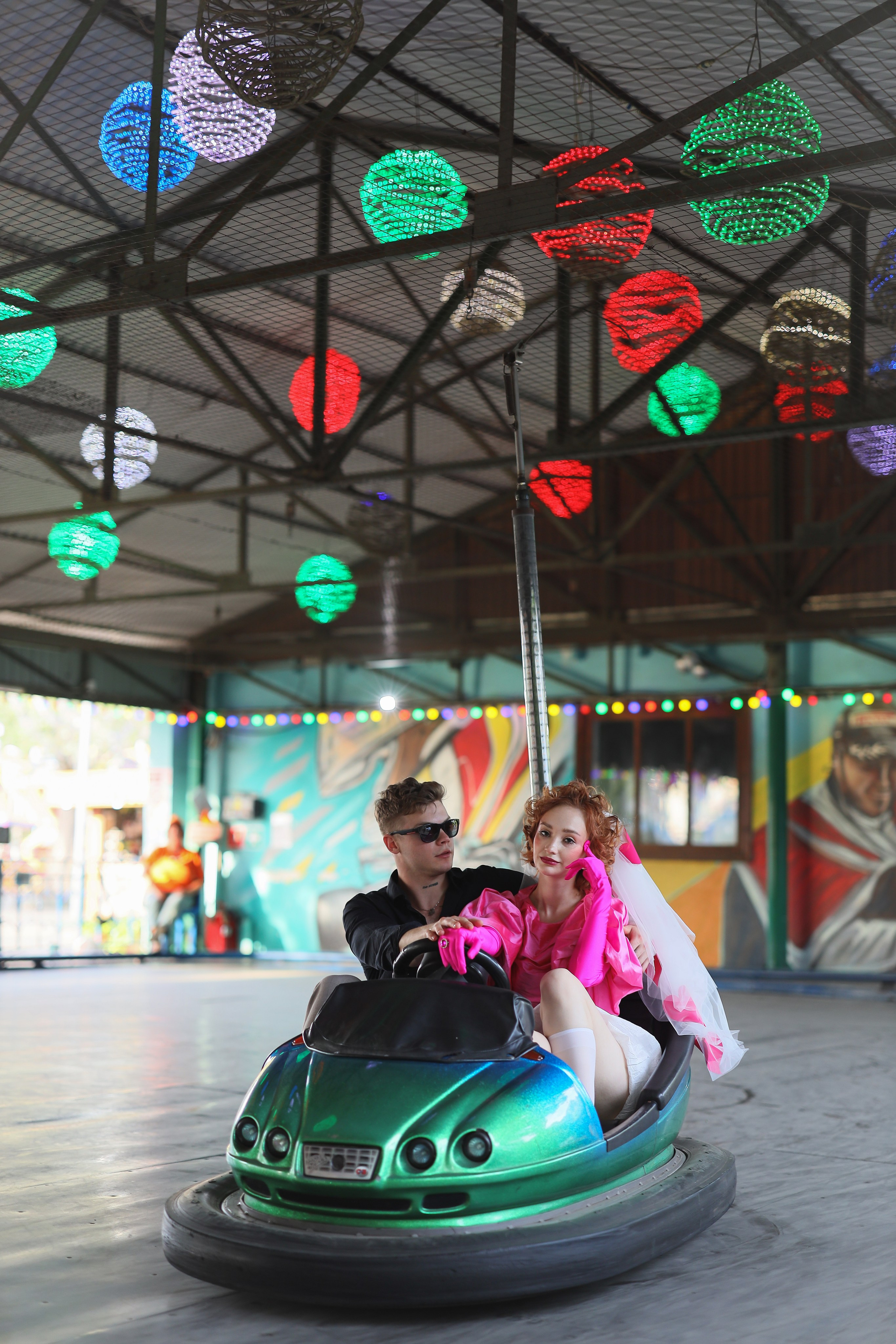 Свадебная фотосессия в парке аттракционов. Свадебный и семейный фотограф в Абхазии Жанна Соснина
