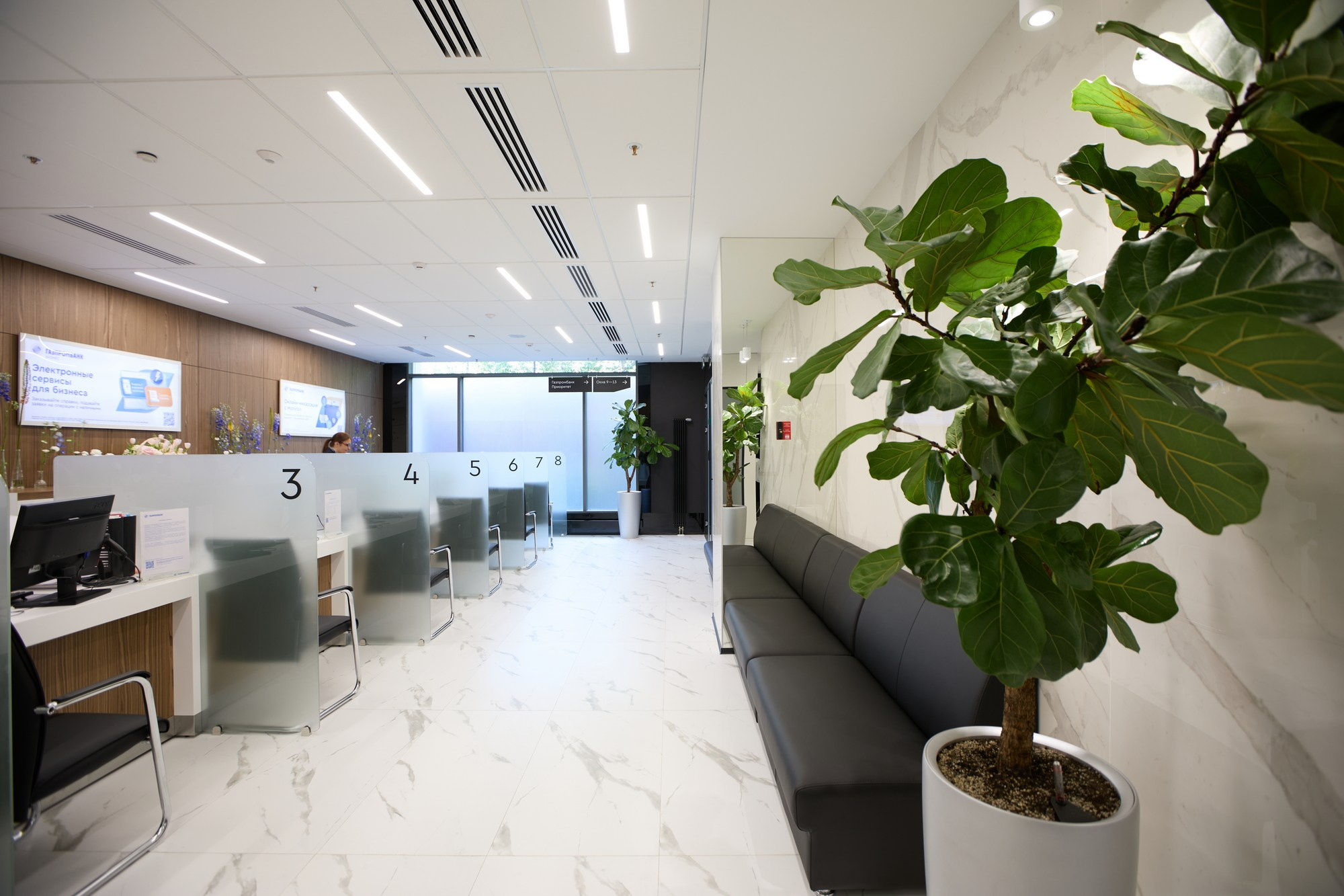 Офис «Газпромбанк Приоритет». Профессиональная фотосъемка для бизнеса и личного бренда в Москве