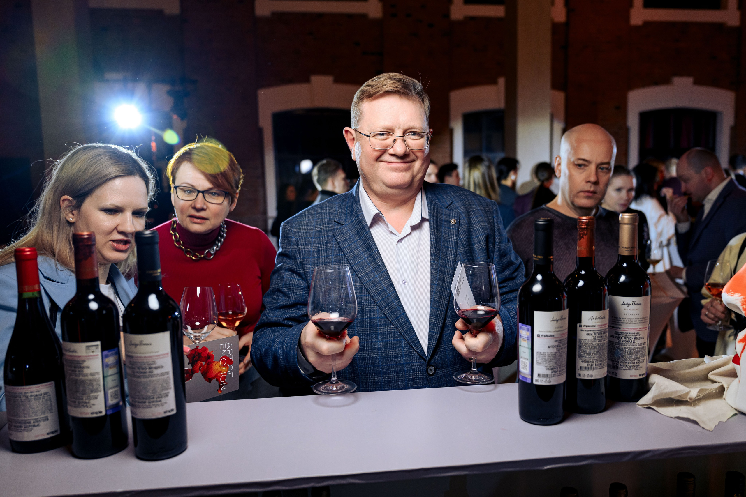 SIMPLE PRIVE. Максим Комаров — Профессиональный фотограф