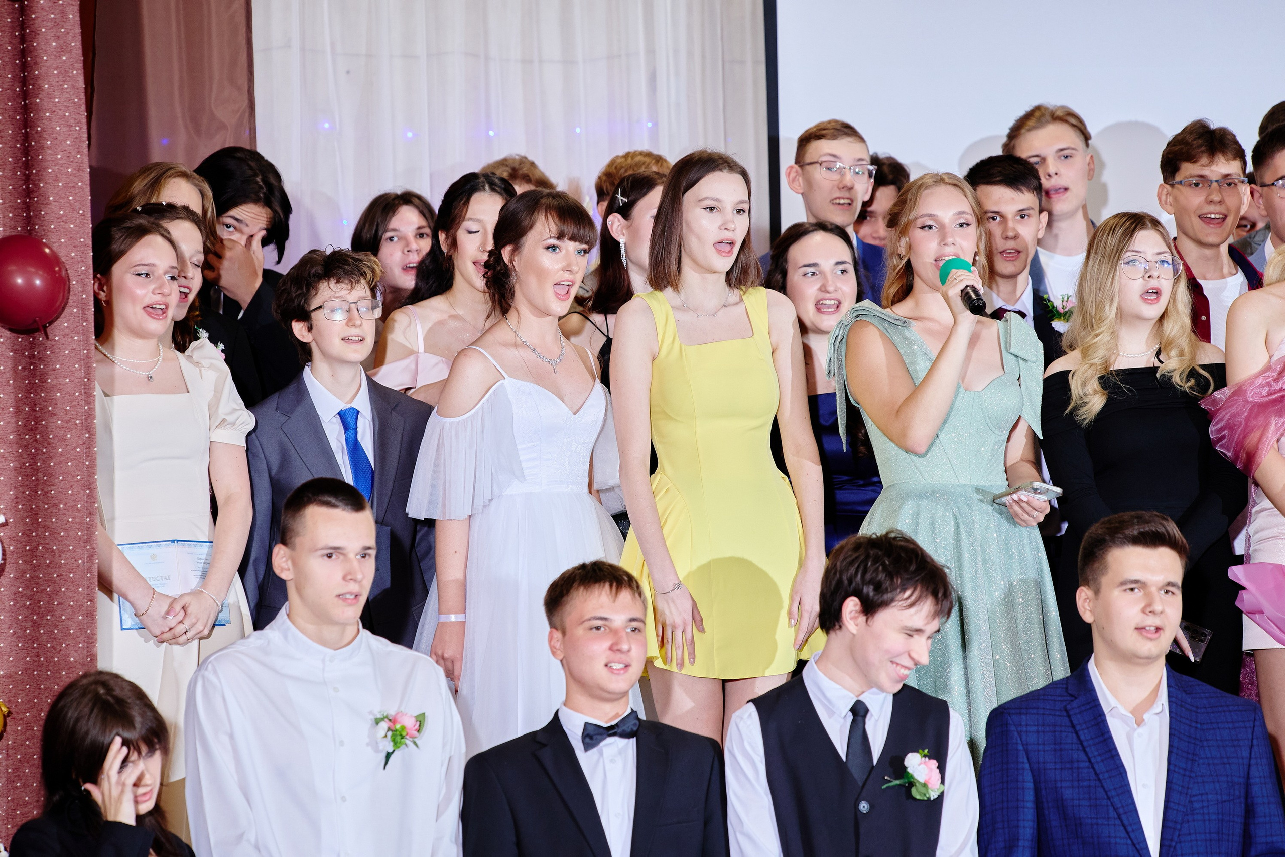 Выпускной 35 Сош. Фотограф Выпускные альбомы Таганрог Сергей Коробченко