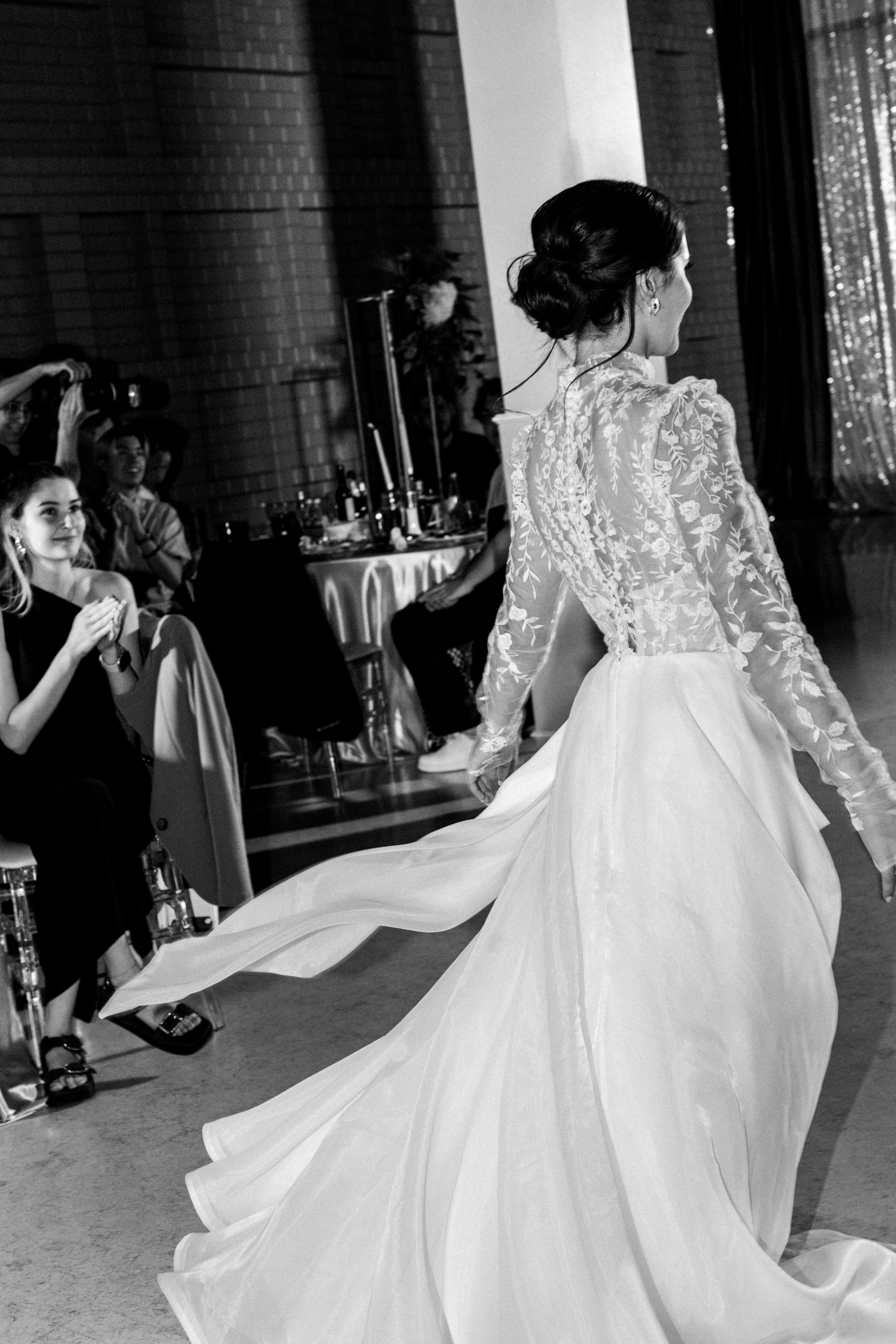 Банкет (Ксения & Никита). Свадебные фотографы в г. Сургут Маркова Наталья и Замахина Елена