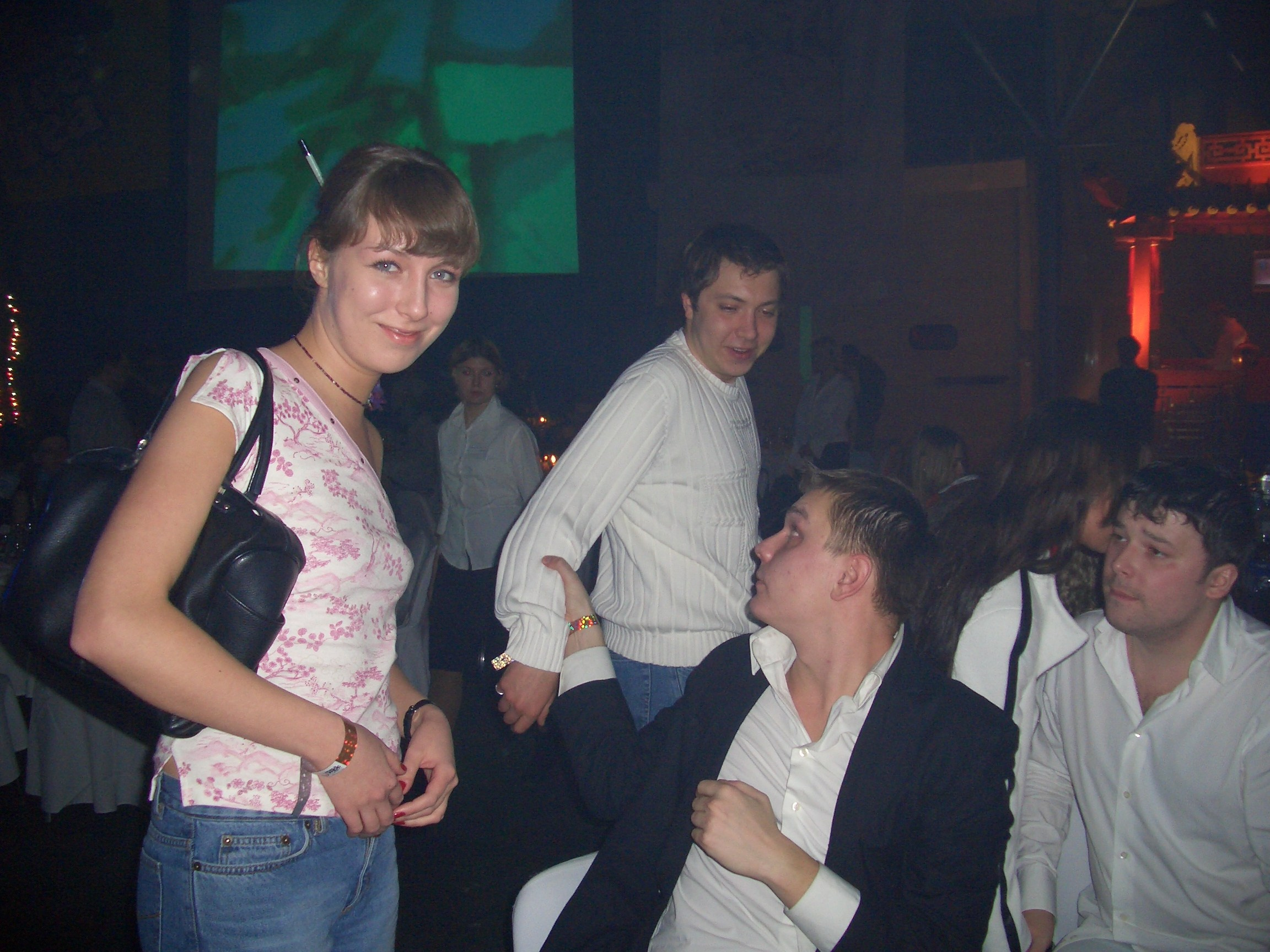 НГ 2004. Заставка