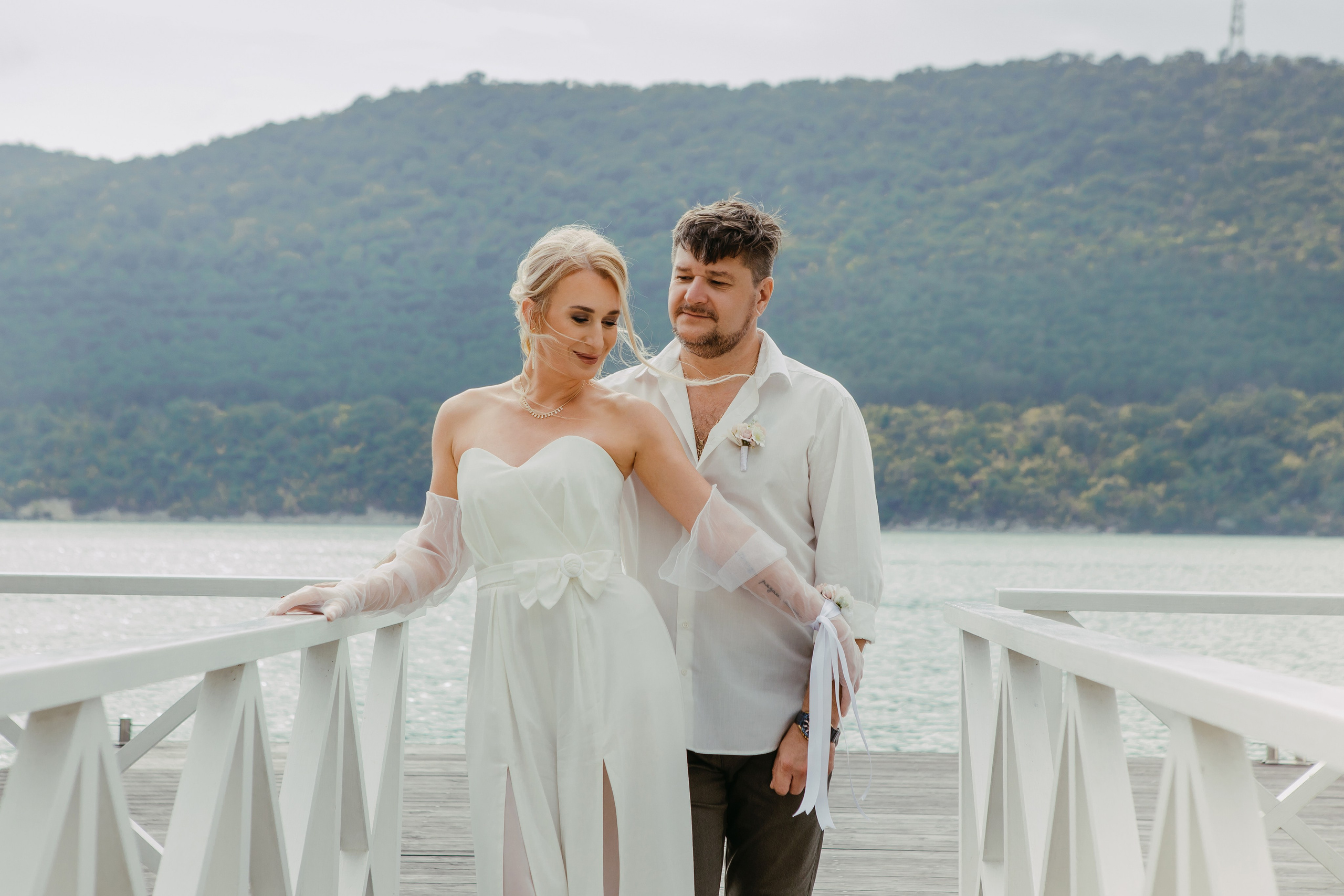 Свадебная прогулка. Фотограф Новороссийск