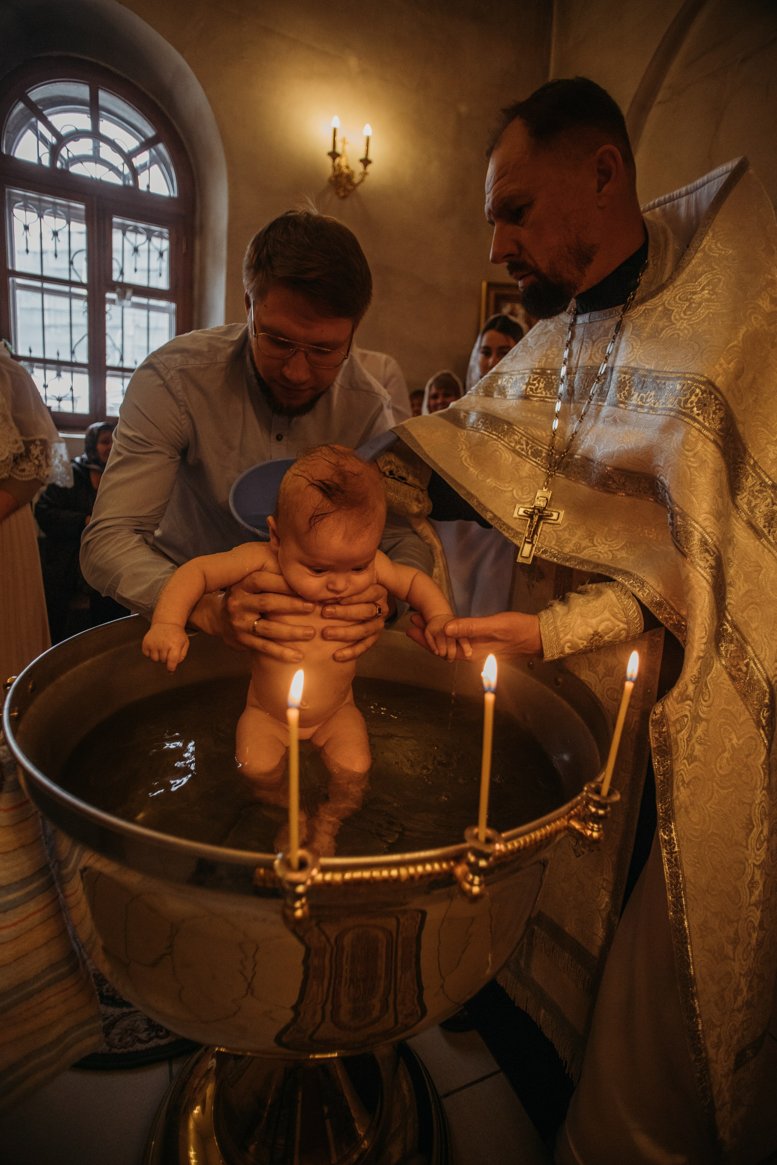 Крещение Аглаи. Венера Гайн. Репортажный фотограф  Тюмень. Обучение фотографии с 0