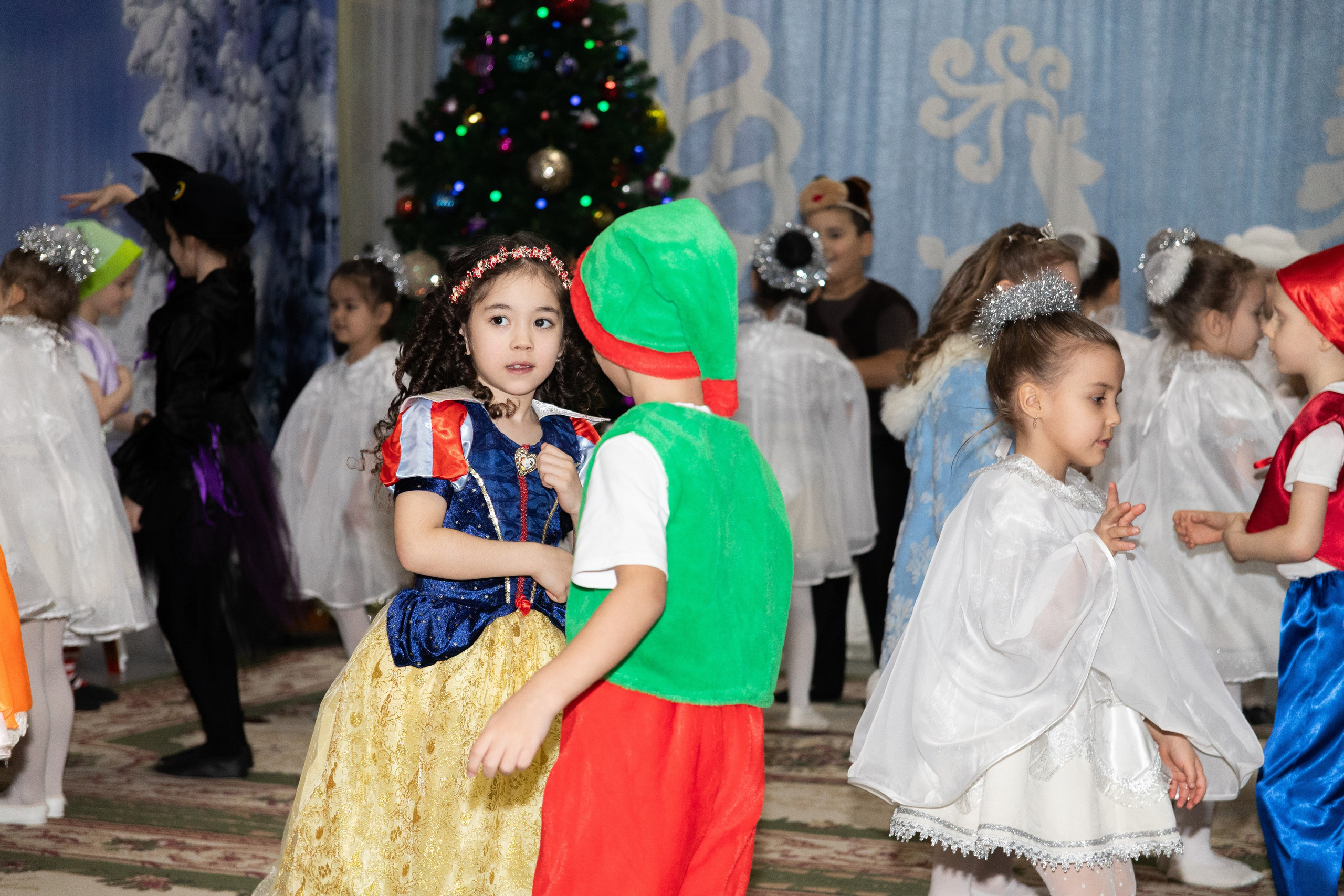 Новогодний утренник подготовительной группы. Индивидуальный и свадебный фотограф в Москве, Электростали и Туле Кадейкина Екатерина