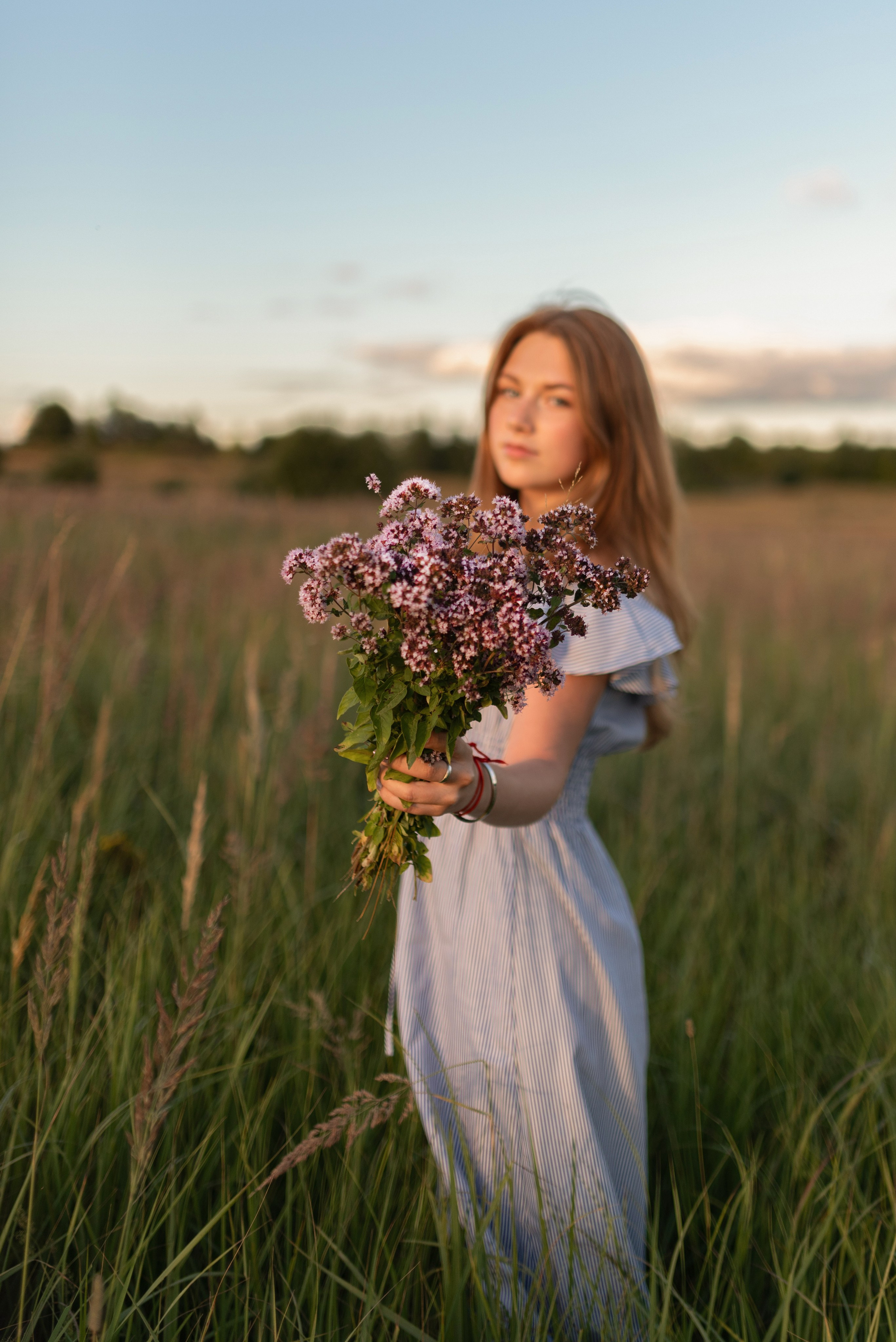 Даша на песчаном озере. Портретная и репортажная съёмка
