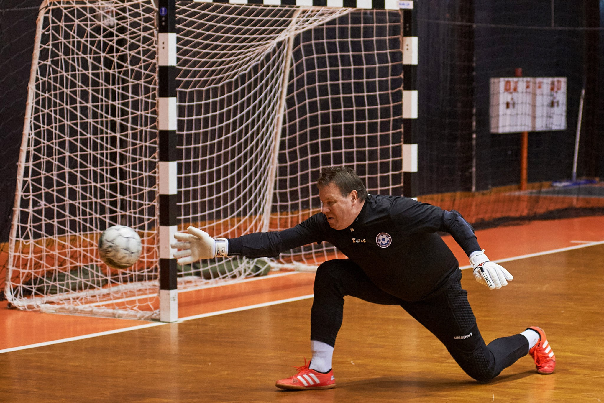 СБЕР и Правительство СПб товарищеский матч по мини-футболу. Иван Ступа, репортажный фотограф в Санкт-Петербурге и Ленинградской области