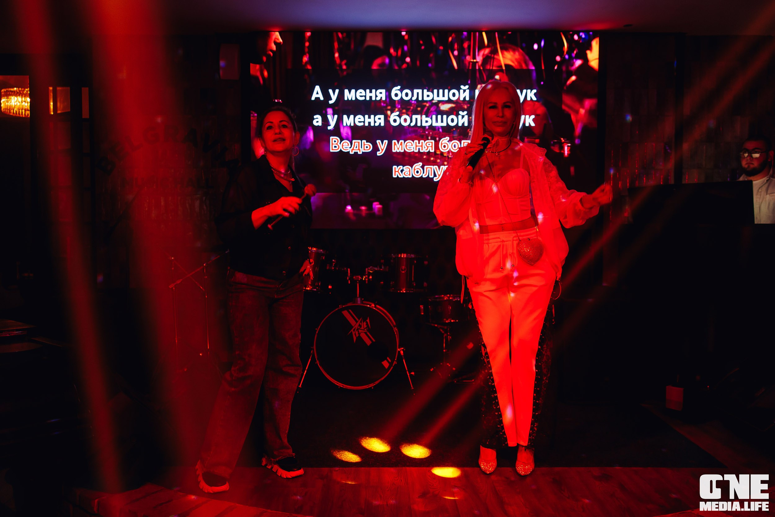 Фоторепортаж из караоке-клуба Белгравия. One Media Life: фоторепортажи, фотоотчеты с мероприятий и заведений