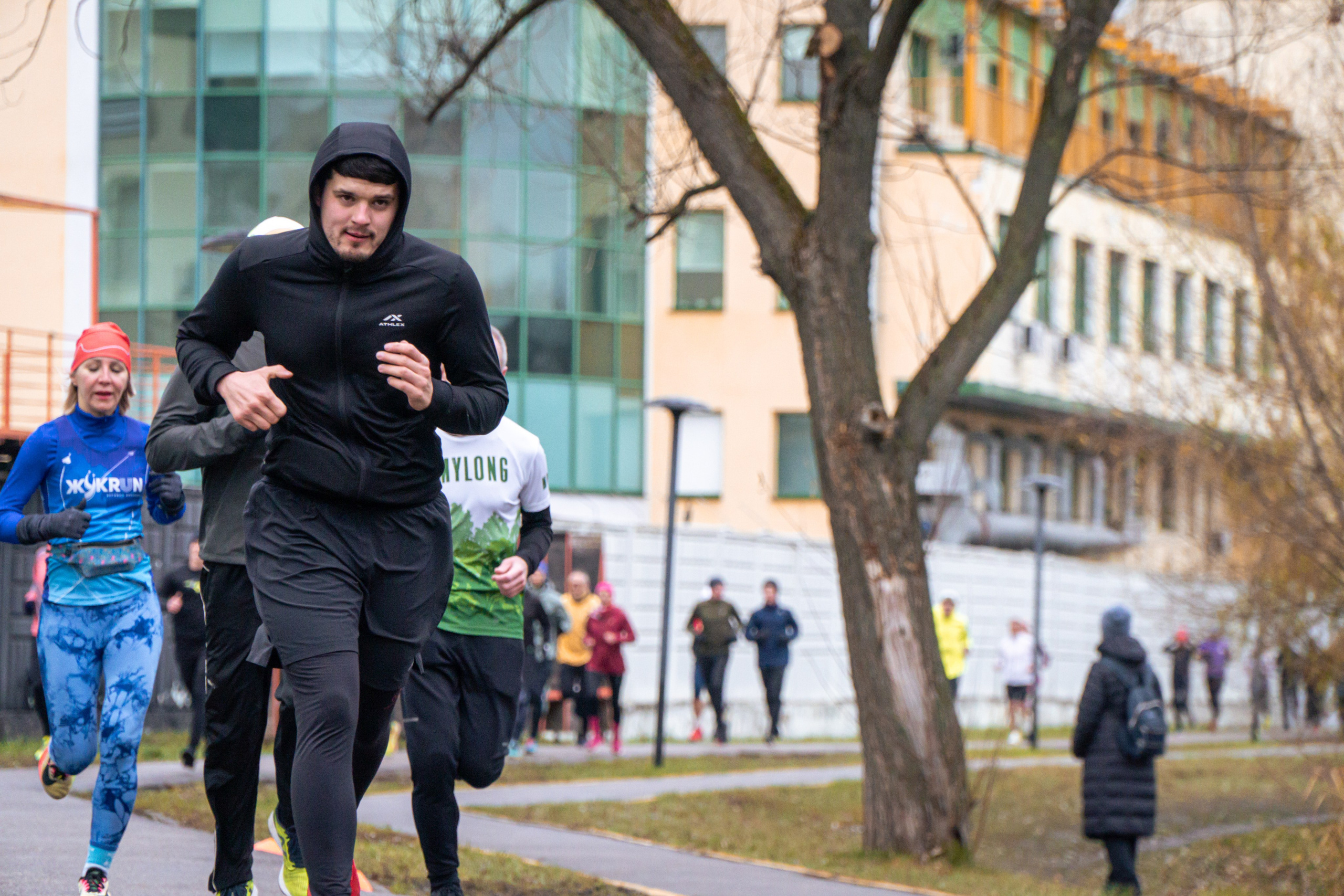 5 вёрст Реутов 16.11.2024. Роман Капилюшов. Бег. Фото. Видео. г. Люберцы