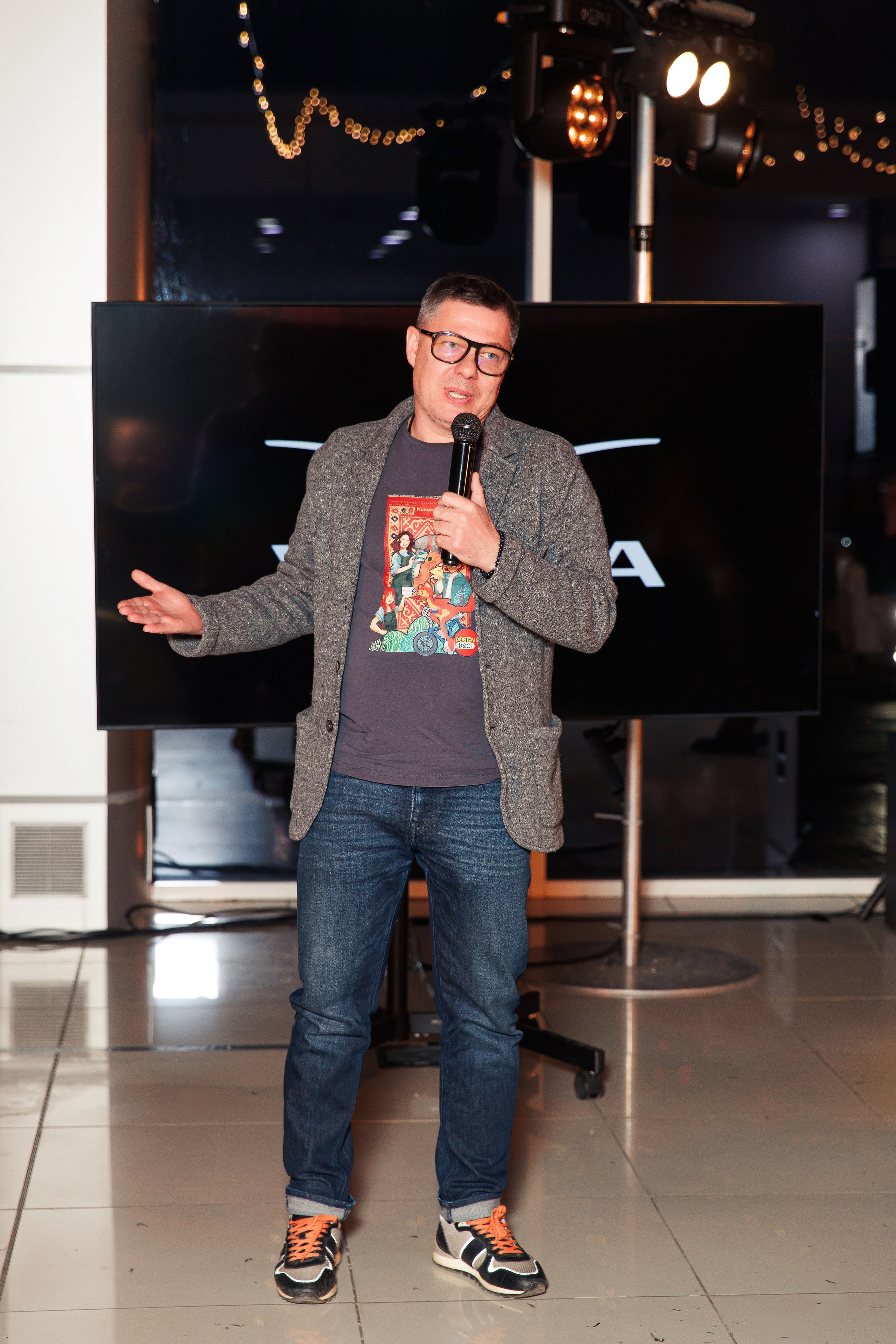 Презентация новой Toyota RAV4. Репортажный и свадебный фотограф в Уфе Павел Кожевников