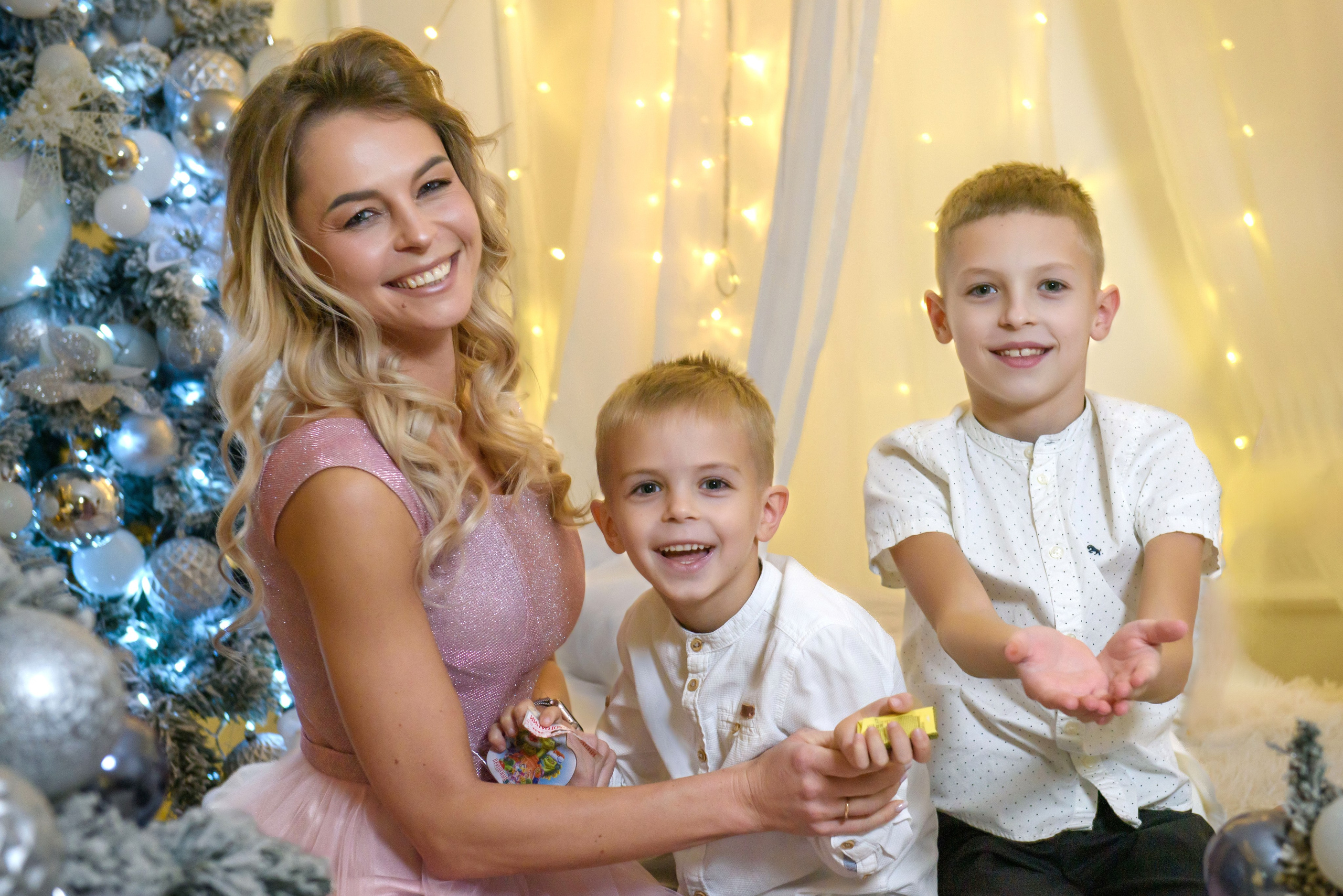 Новогодняя сказка в студии One Love. Семейный и детский фотограф в г. Геленджике Ольга Бурдюк