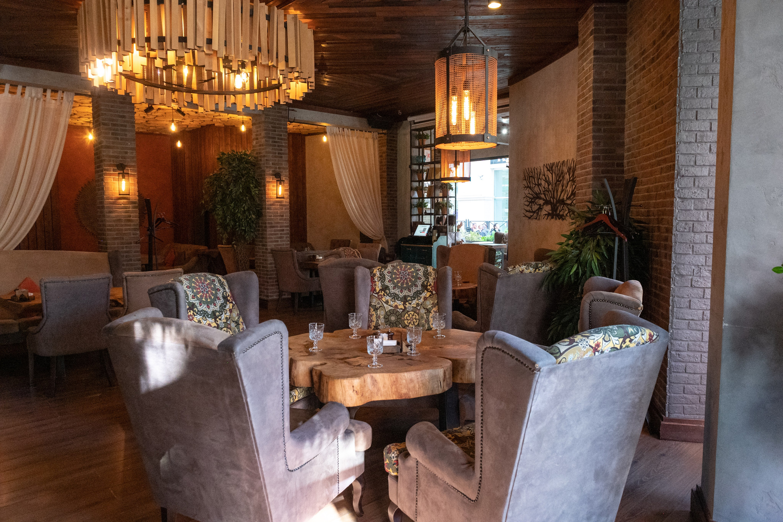 Mice мероприятие — прогулка на водопад Поликаря на курорте Красная Поляна. Репортажный фотограф в Красной Поляне и Сочи Павлюченко Екатерина