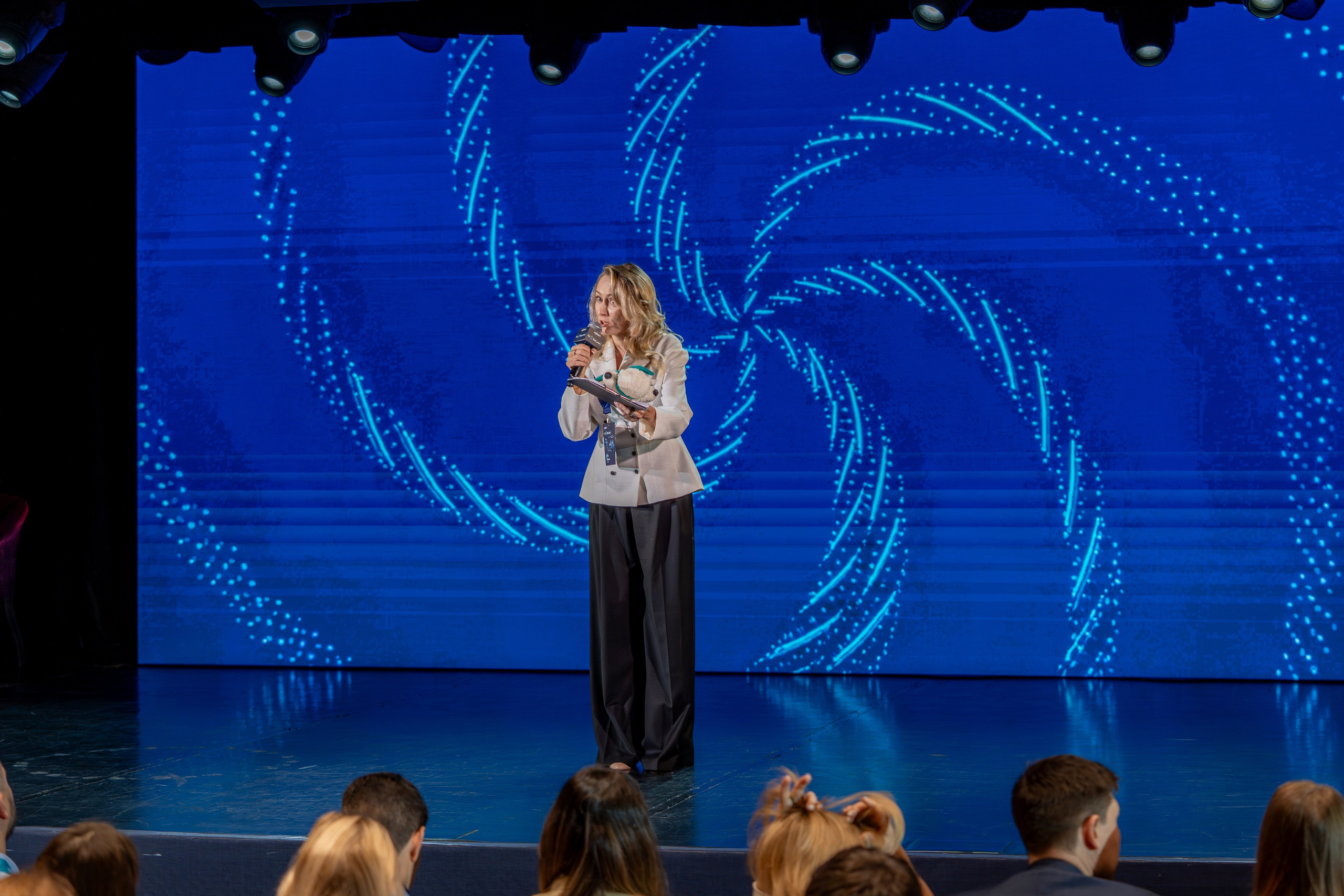 Конференция Axoft в Сочи Казино 2025. Репортажный фотограф в Красной Поляне и Сочи Павлюченко Екатерина