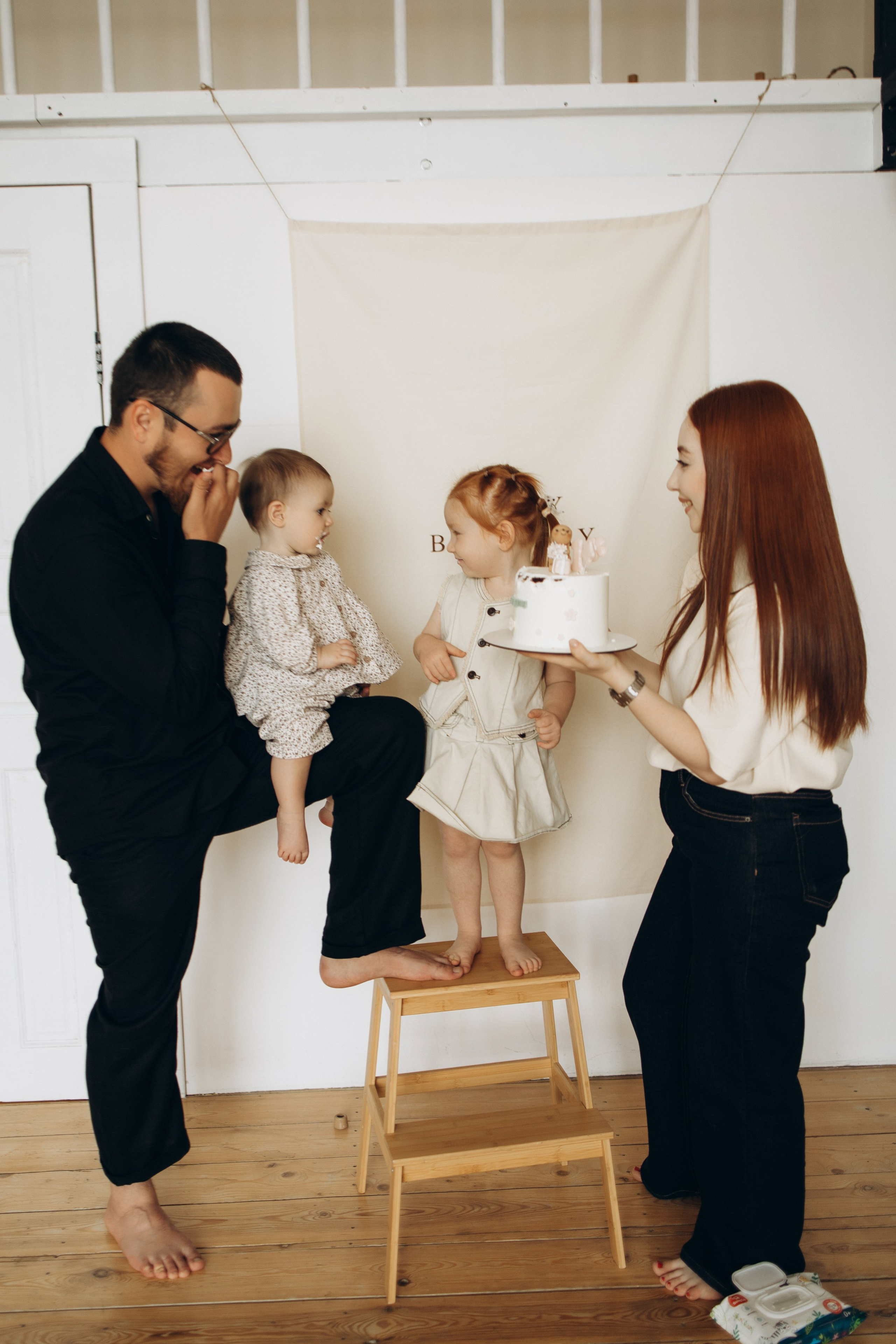 Эмилии годик. Самый теплый фотограф в Краснодаре Рябоконь Ксения