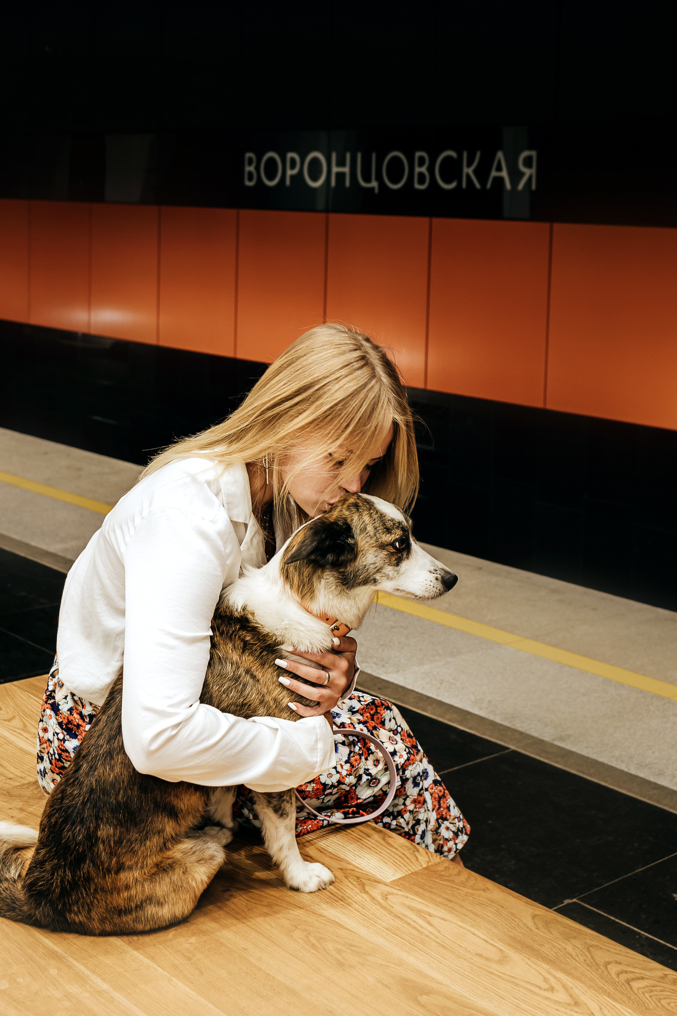 Фотосессия с Дашей и Тори в московском метро