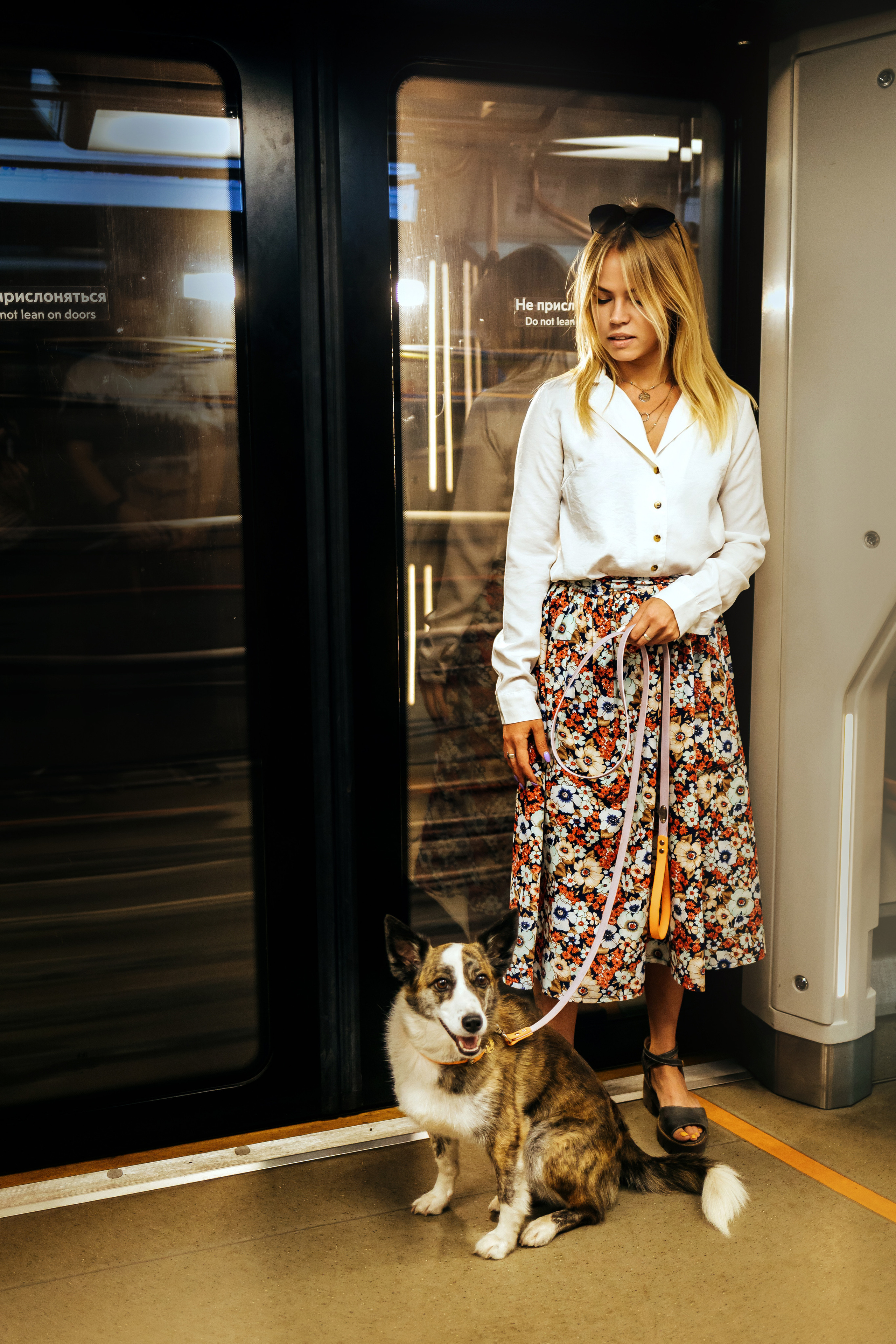 Фотосессия с Дашей и Тори в московском метро