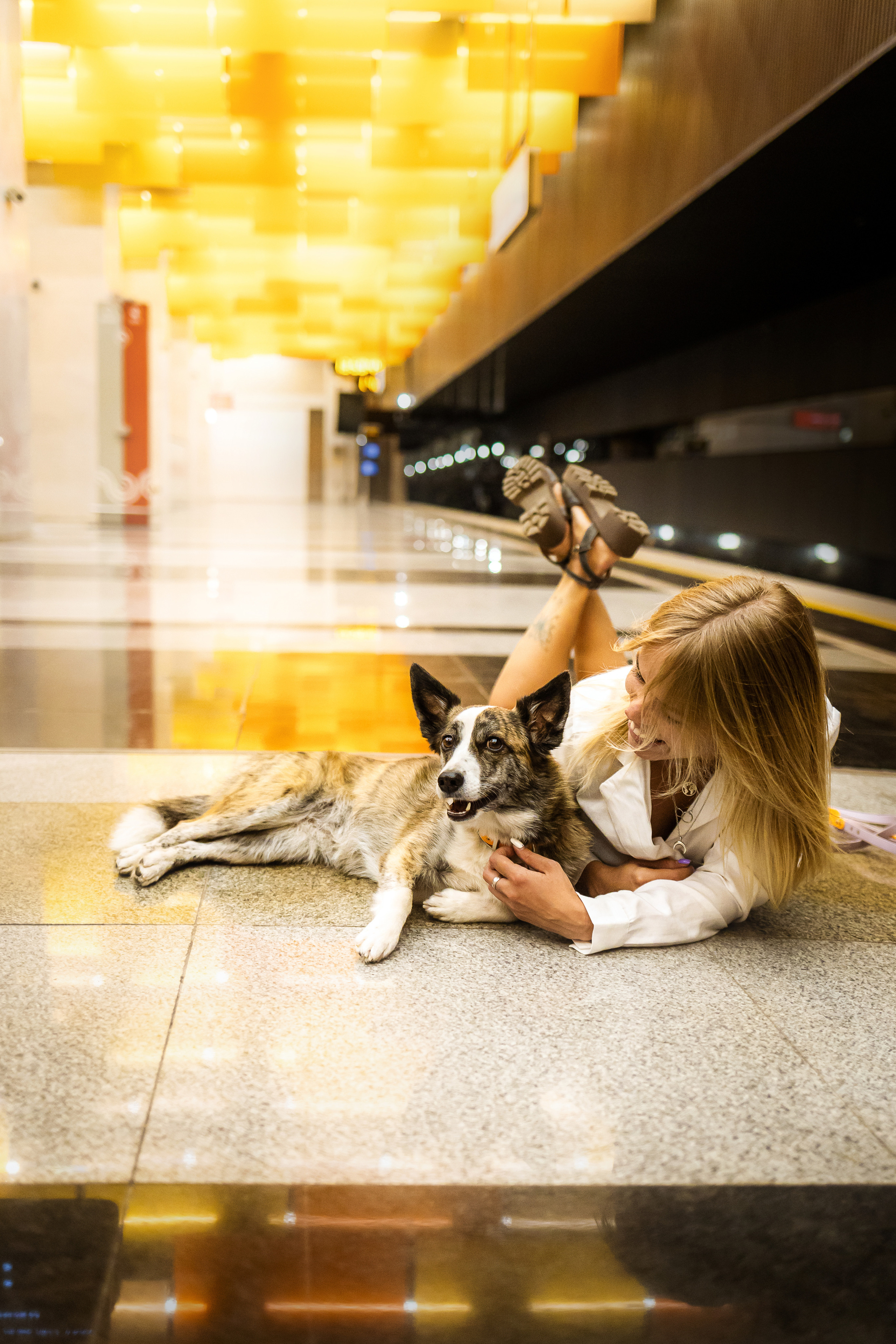 Фотосессия с Дашей и Тори в московском метро