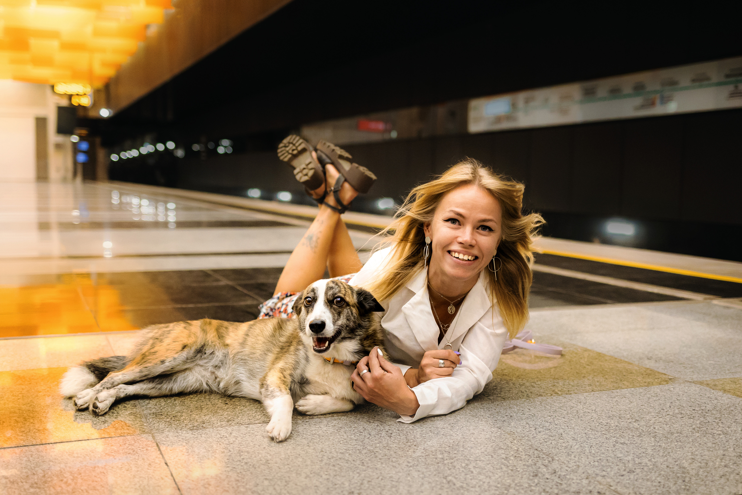 Фотосессия с Дашей и Тори в московском метро
