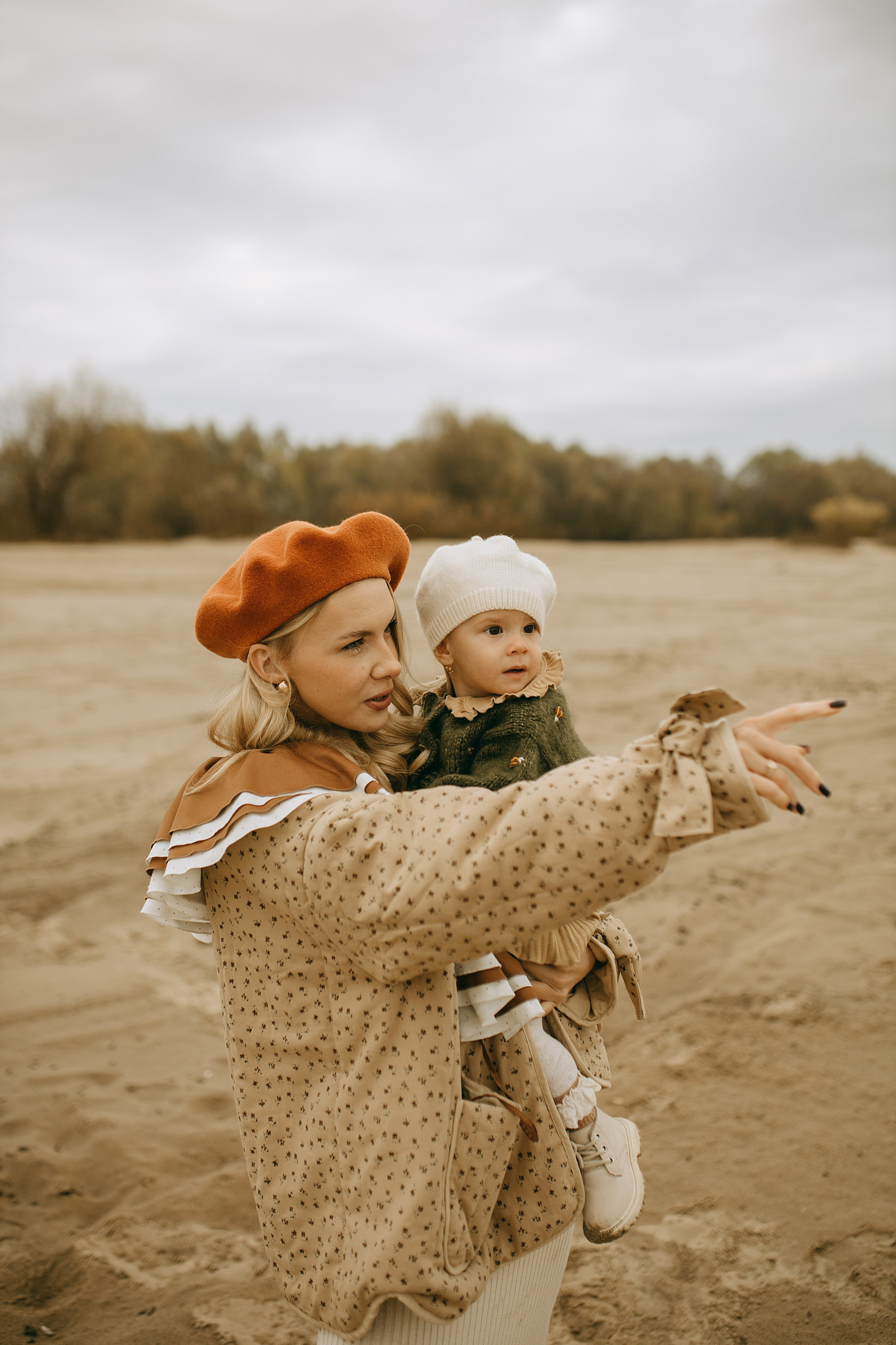 Прогулка у воды осенью. Семейный и детский фотограф в Рязани Екатерина Воронцова