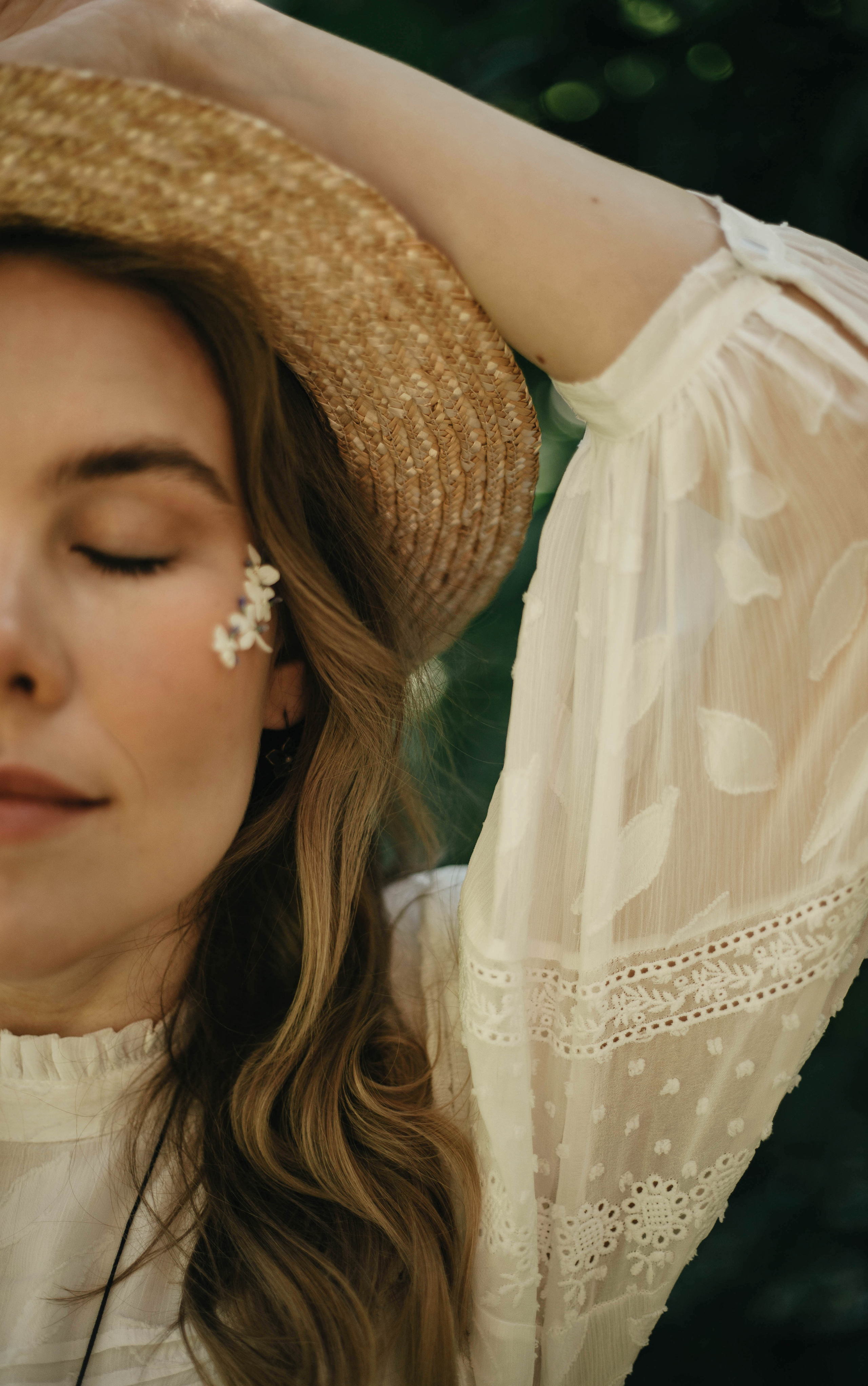 Аня и озеро на рассвете. Фотограф Каролина