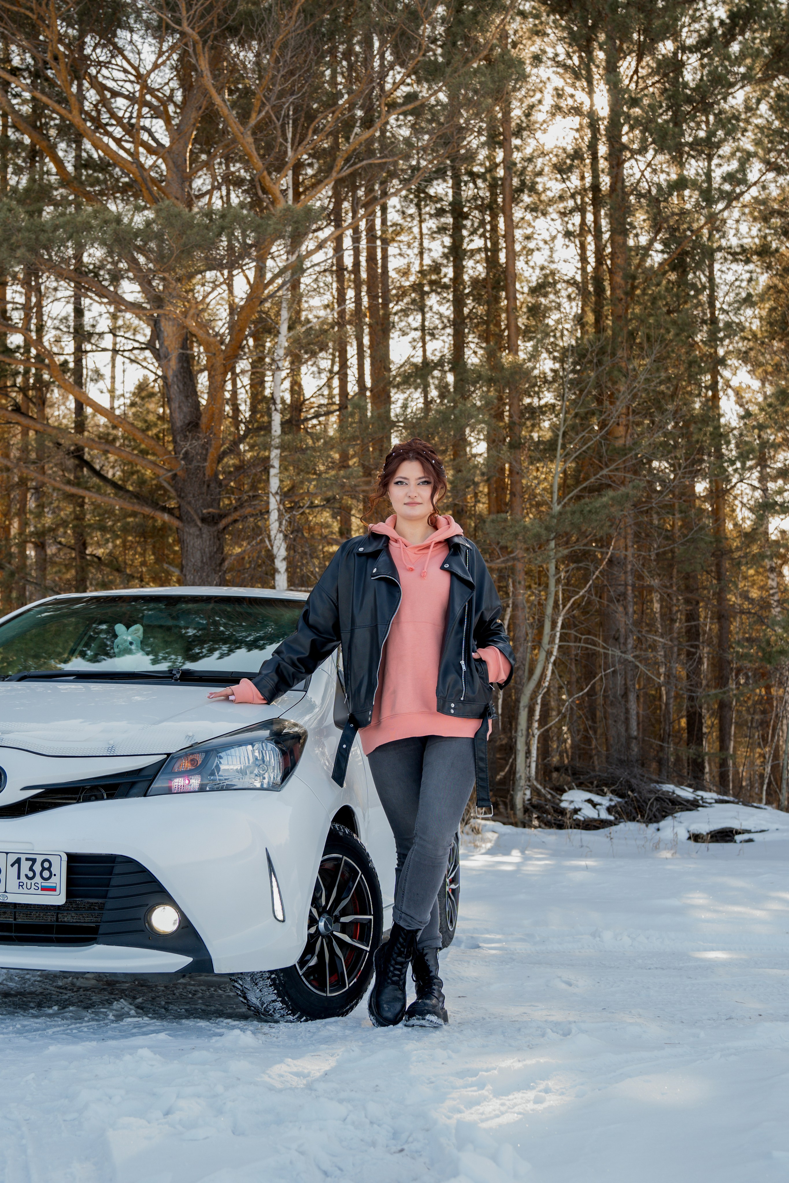 Ульяна и Toyota Vitz 25'. Фотограф, видеограф и пилот дрона на Байкале