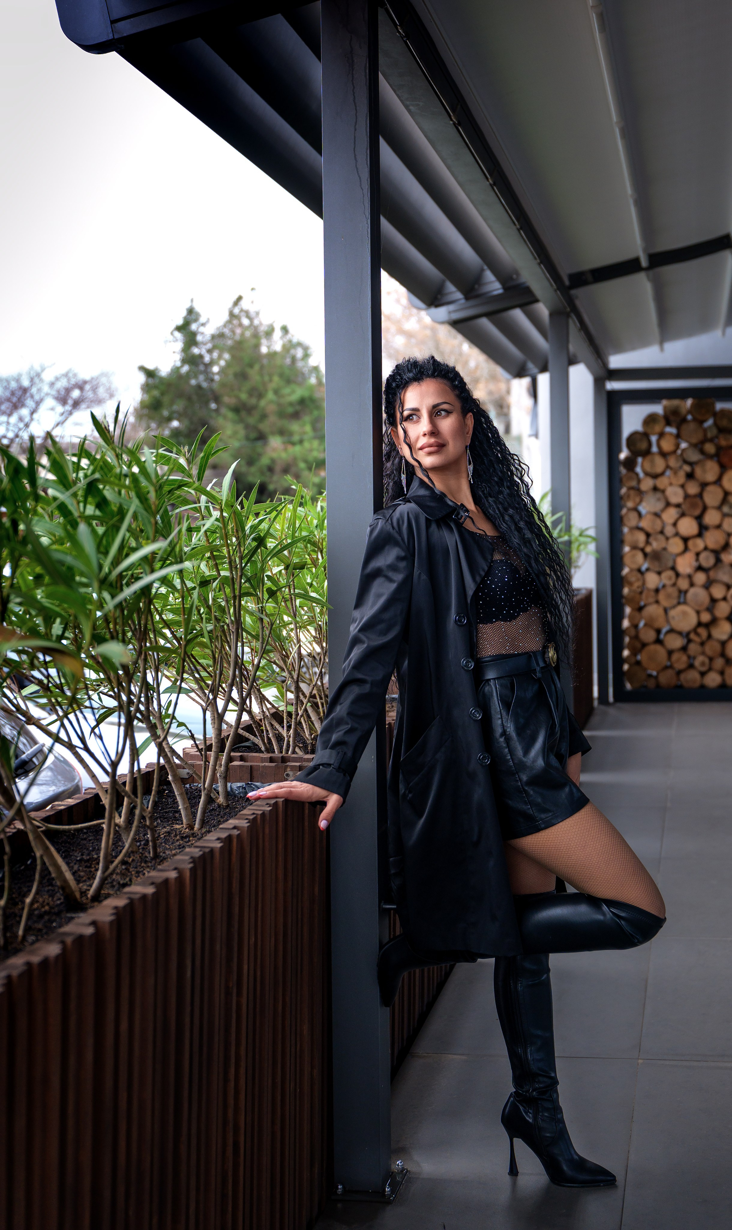 Лидия — стрит фото. Сайт фотограф в Керчи Кислый Юрий