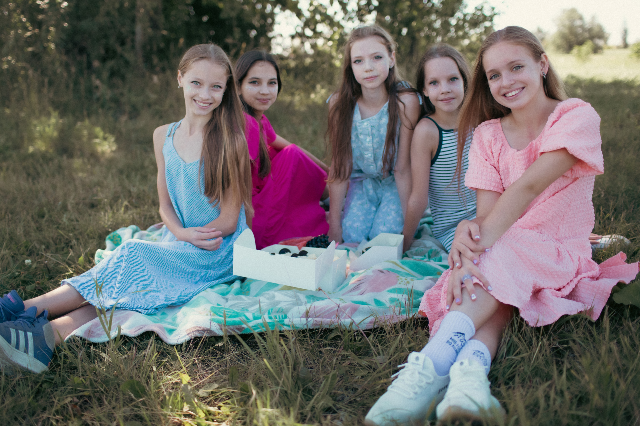 Лето, дружба, жвачка / Когда в воздухе беззаботность. Фотограф Омск Ольга Гинжул