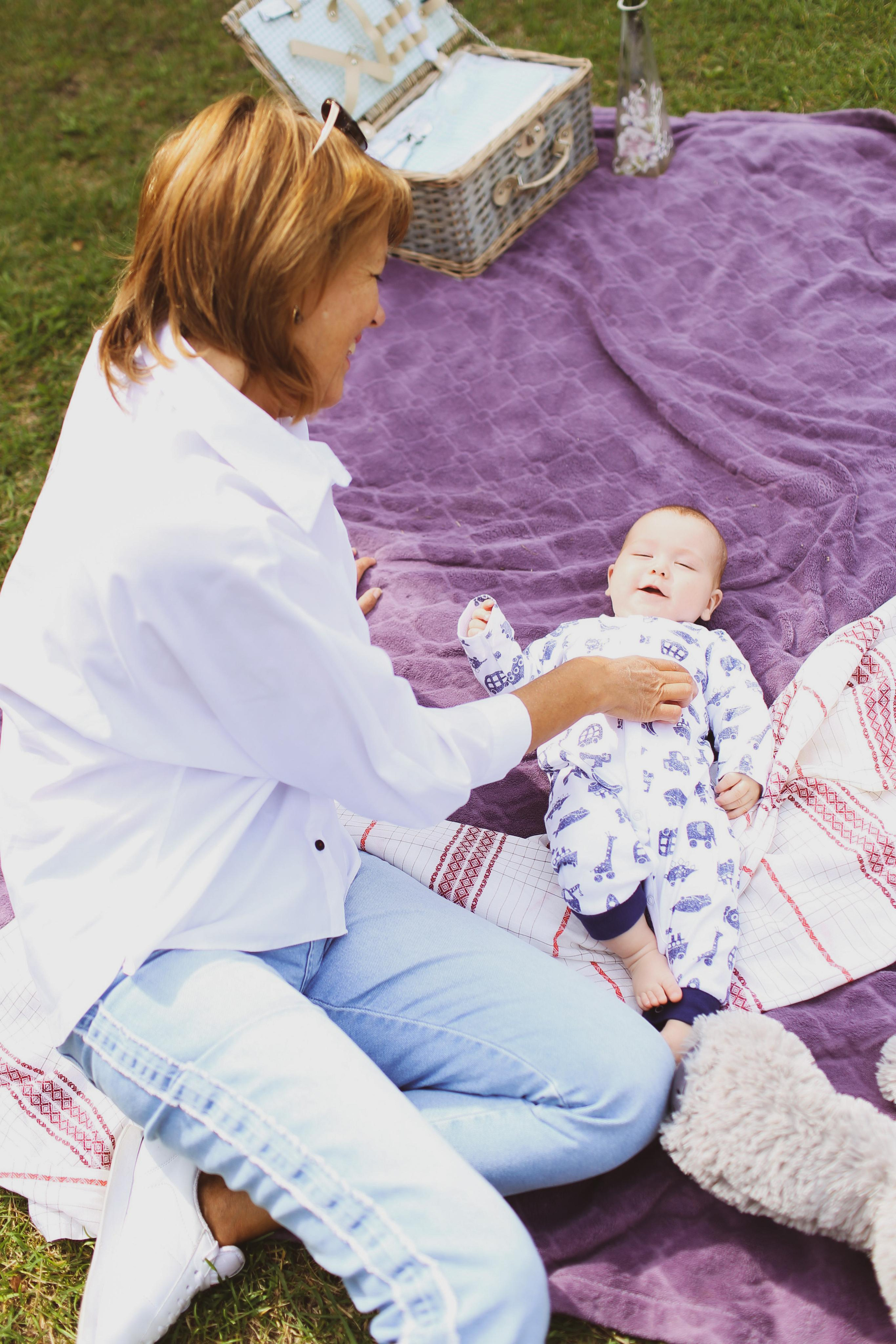 Пикник в парке / Когда вместе хорошо. Фотограф Омск Ольга Гинжул