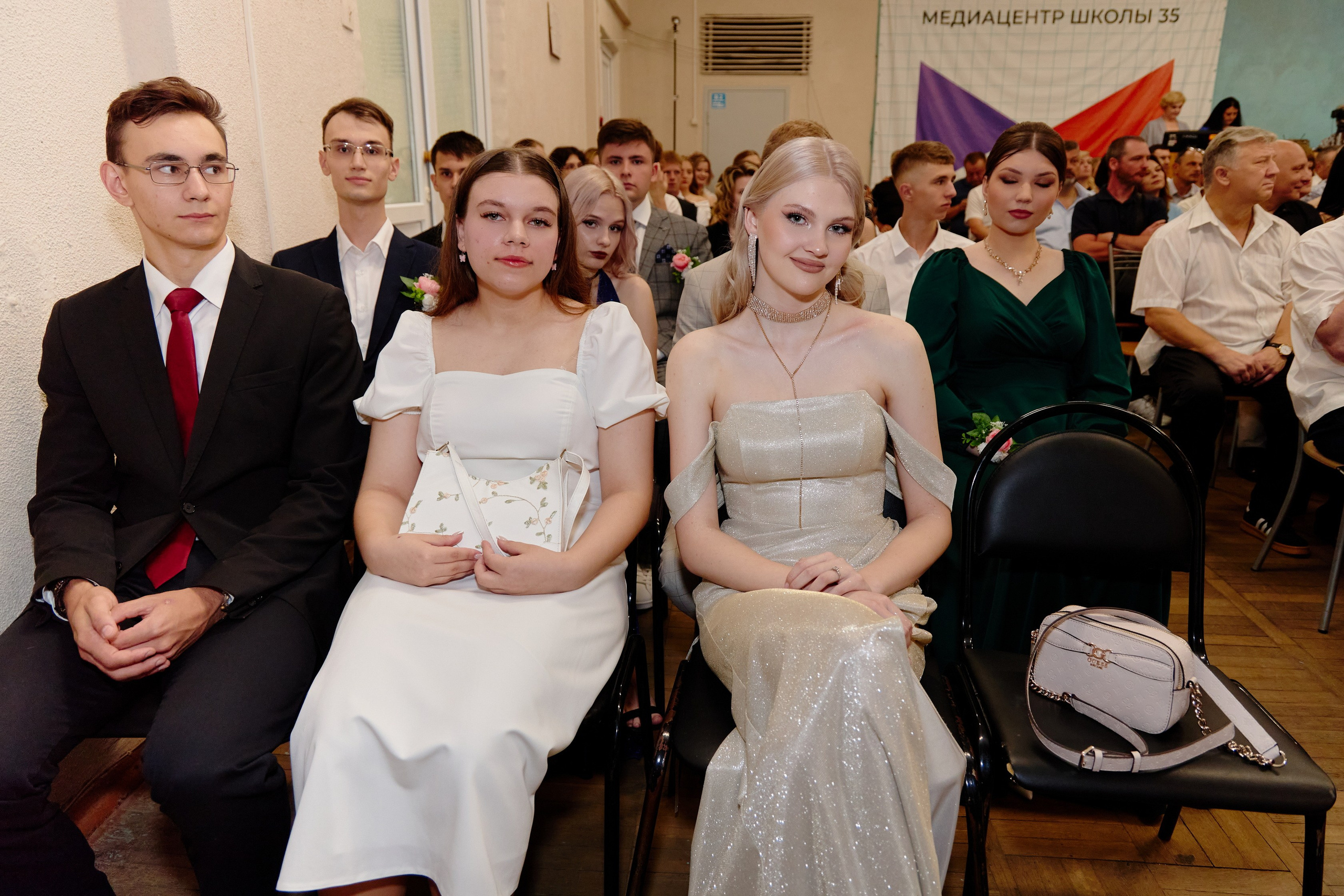 Выпускной 35 Сош. Фотограф Выпускные альбомы Таганрог Сергей Коробченко