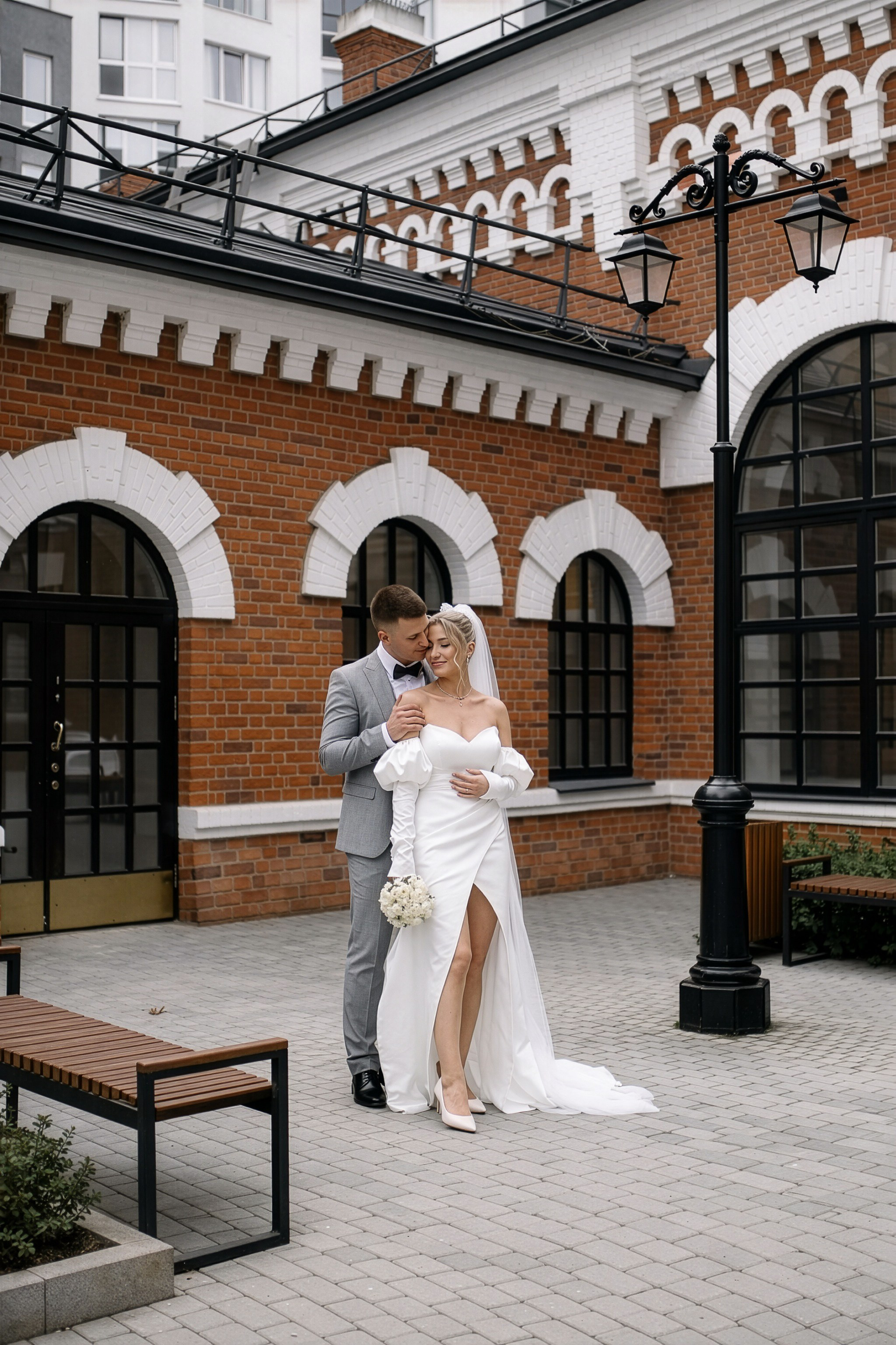 Свадебный фотограф в Екатеринбурге — Дмитрий и Анна в отеле Novotel. Фотограф Дмитрий Судаков — Свадебная и репортажная съемка в Екатеринбурге и Москве