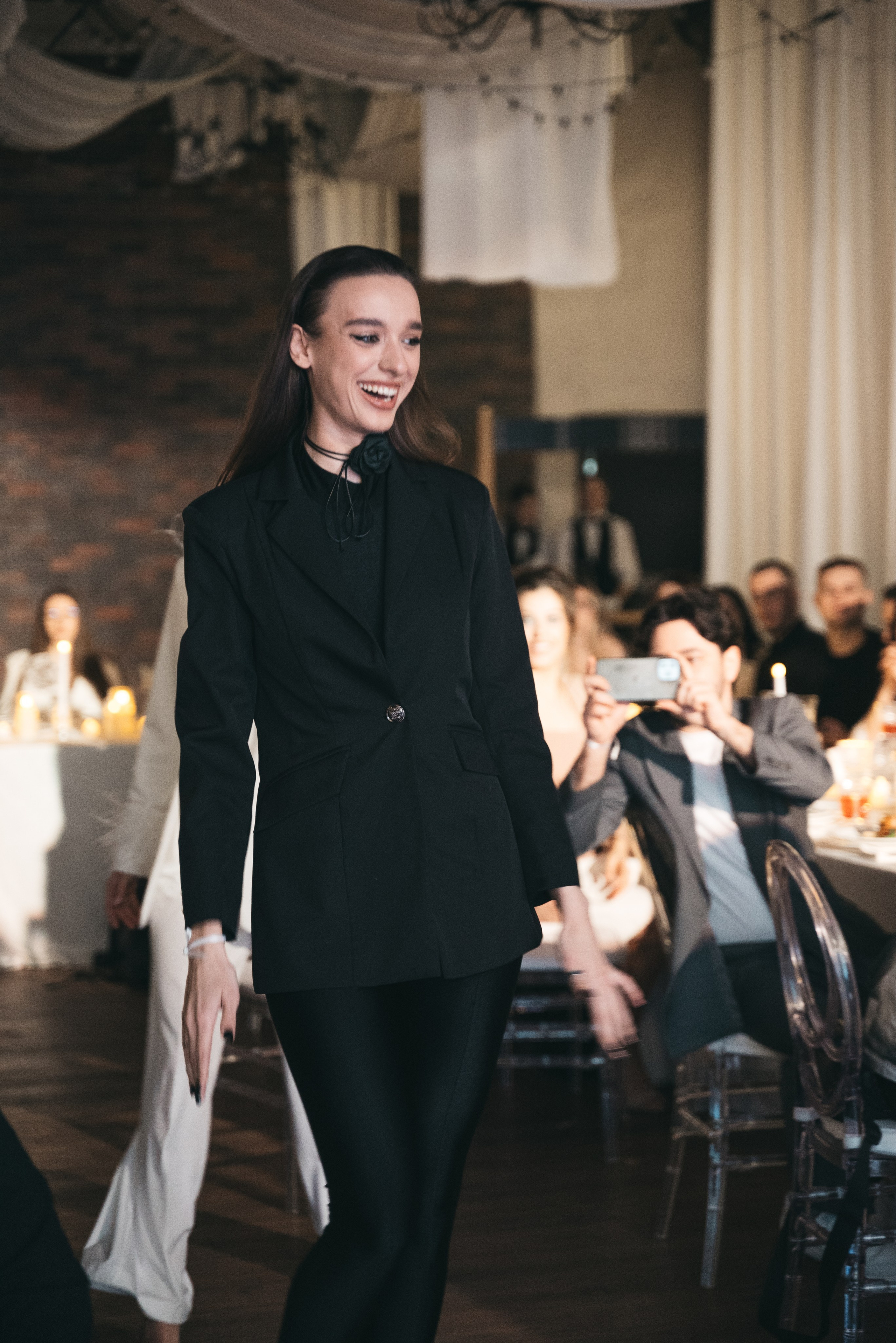 WhiteRoom Pre-wedding. Репортажный и свадебный фотограф в Сургуте