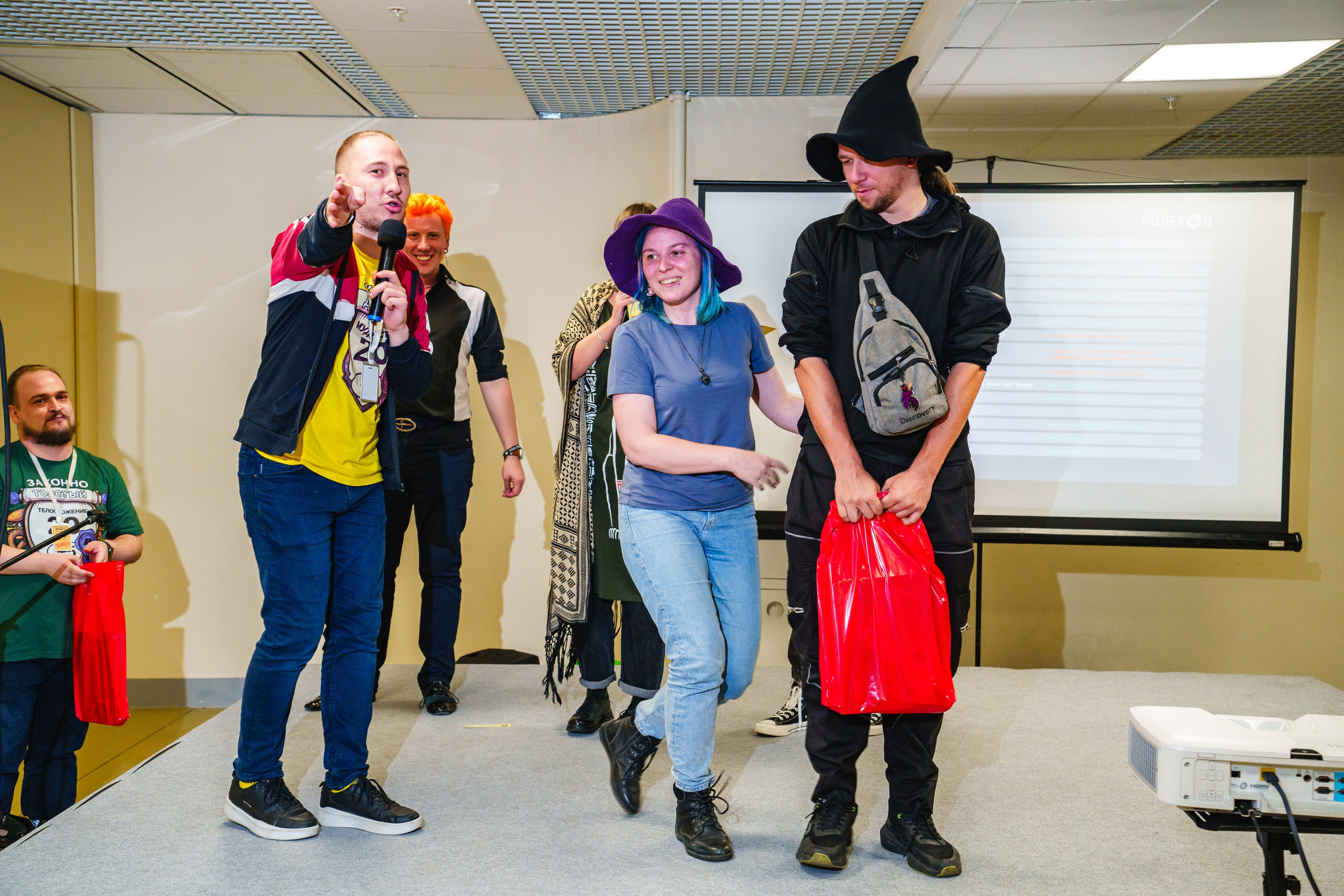 Living room studio. Ролекон 24. Великолепный фотограф Александр Захарченко