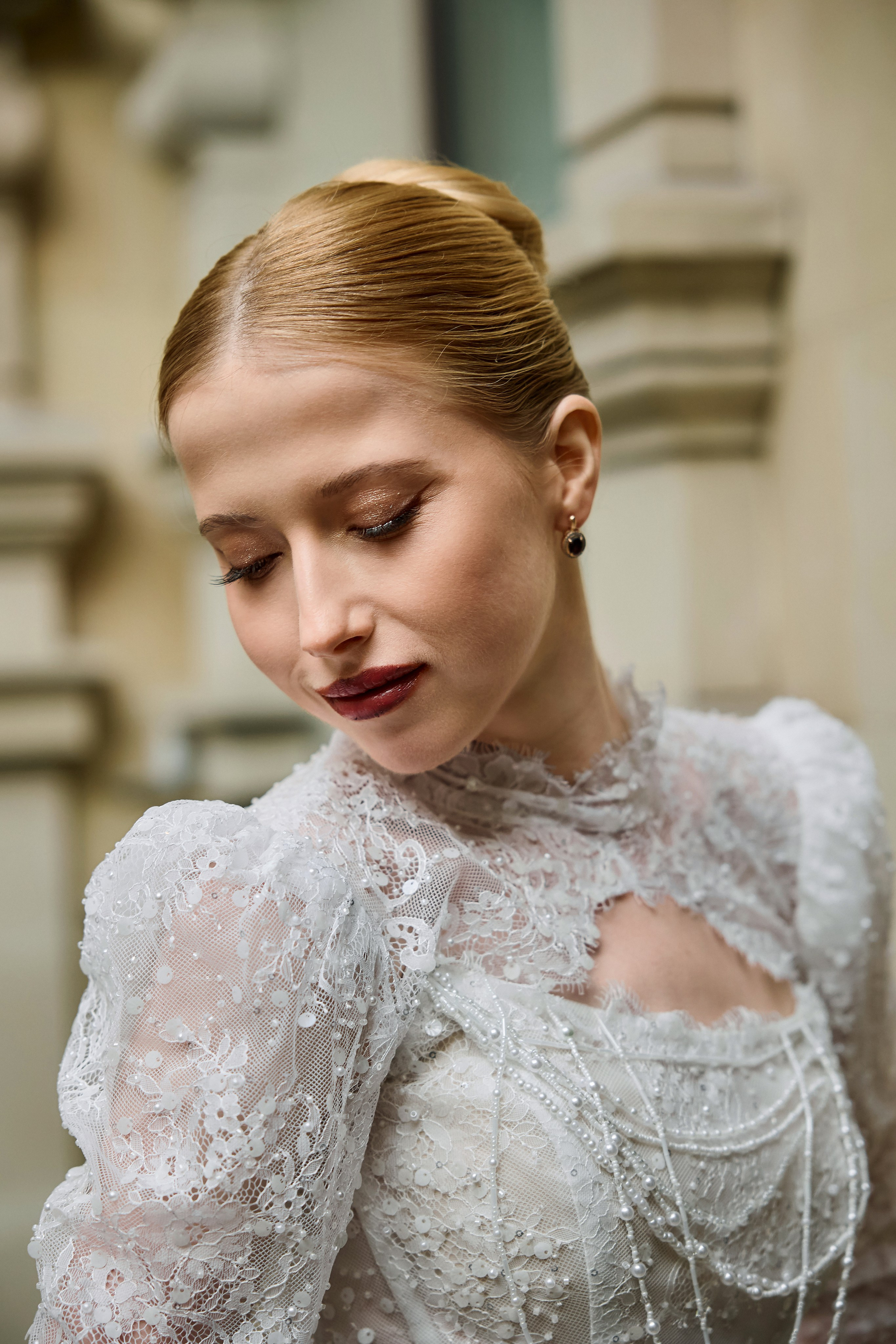 Вадим и Алина. Сборы в отеле St Regis. Свадебный фотограф в Москве и Подмосковье